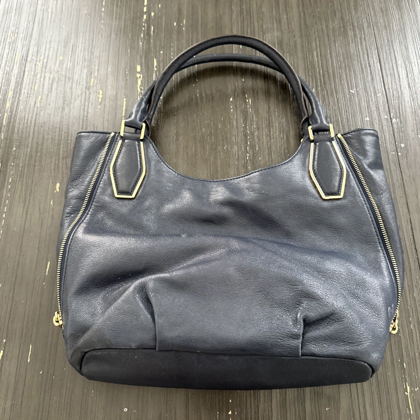 Michael Kors Michael Kors Vanessa Shoulder Bag Medium Black Leather Zip Purse Women Designer Size ONE SIZE - 4 Thumbnail