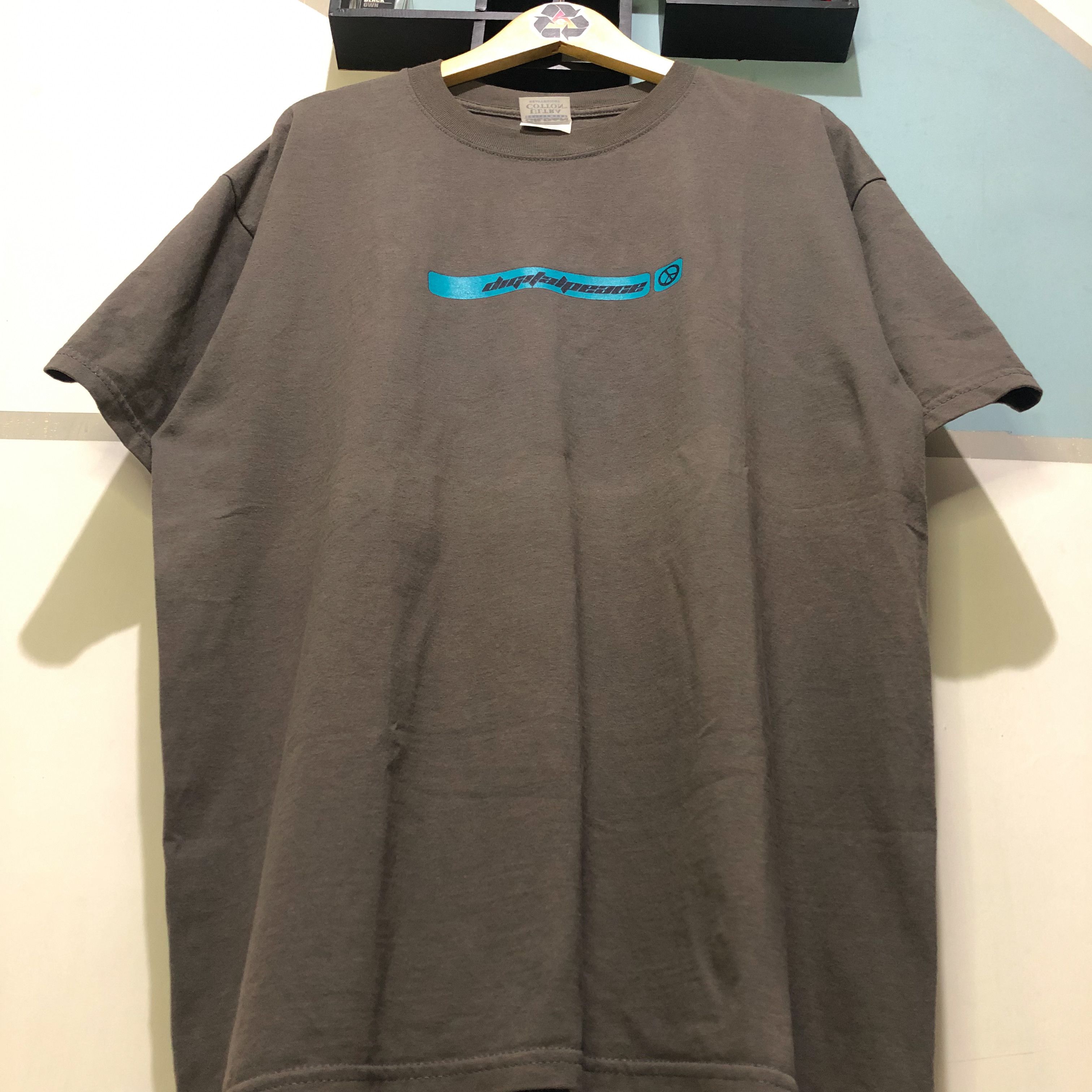 Other Vintage Digitalpeace Skateboard Early 2000 T-Shirt Size US XL / EU 56 / 4 - 4 Thumbnail