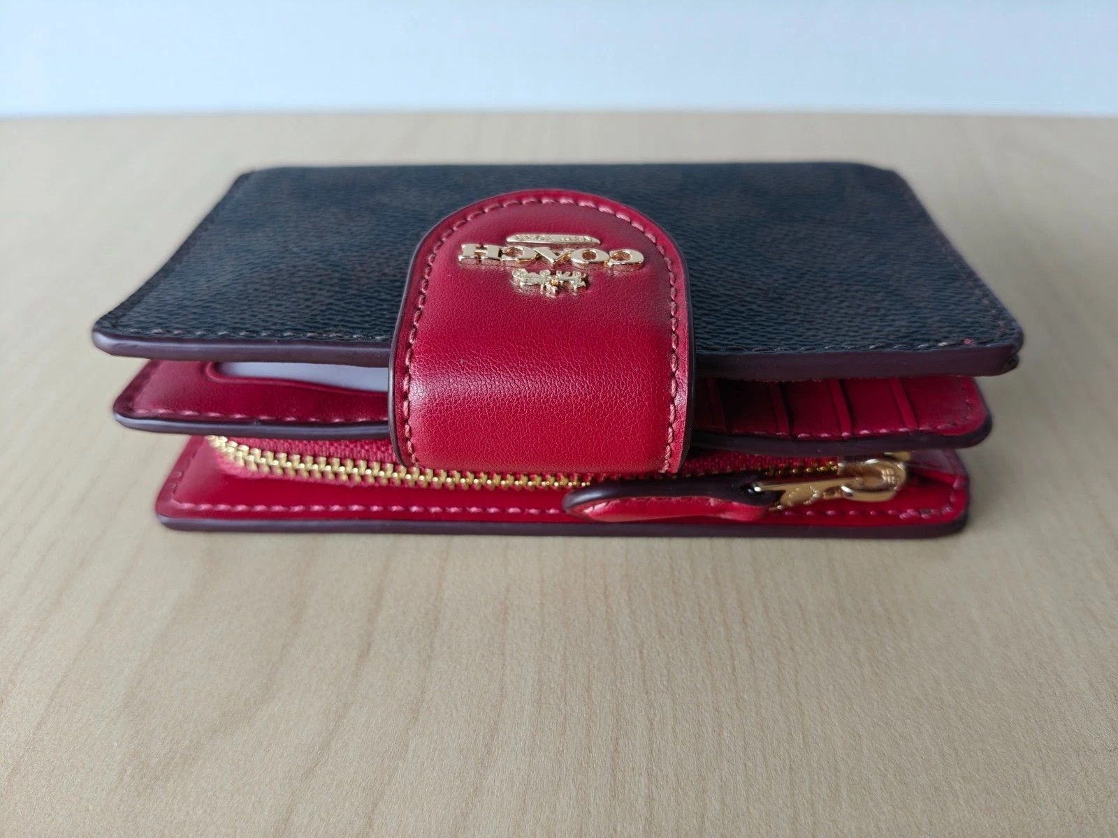 Coach Coach Medium Corner Zip Wallet In Signature T/1007 Size ONE SIZE - 6 Thumbnail