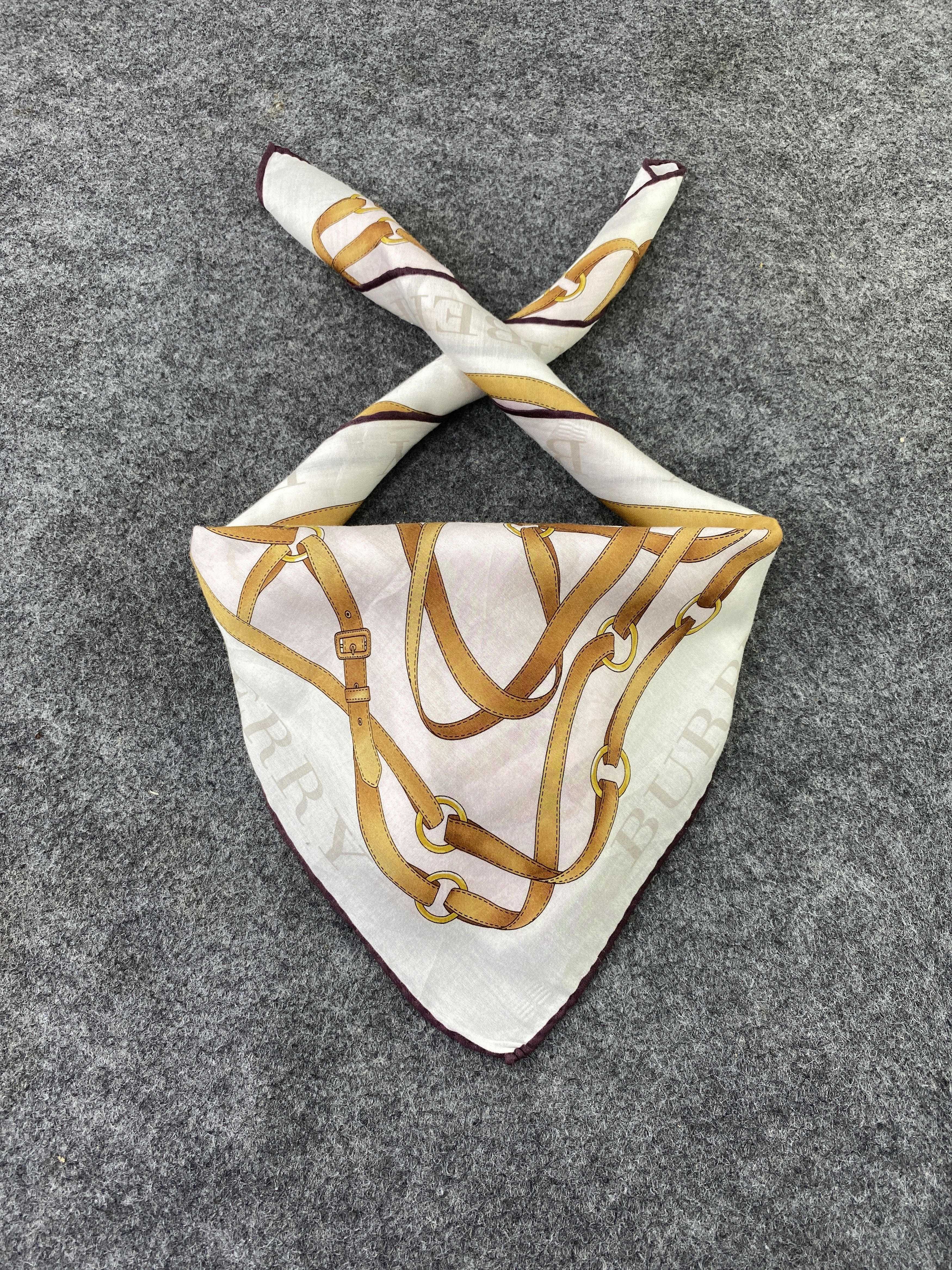 Burberry Burberry Handkerchief / Bandana / Neckerchief-B440 Size ONE SIZE - 2 Thumbnail