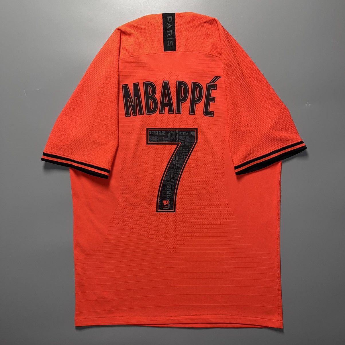 Jordan Brand × Nike × Vintage PSG NIKE 2019/2020 FOOTBALL SOCCER AWAY JERSEY #7 MBAPPE Size US M / EU 48-50 / 2 - 1 Thumbnail