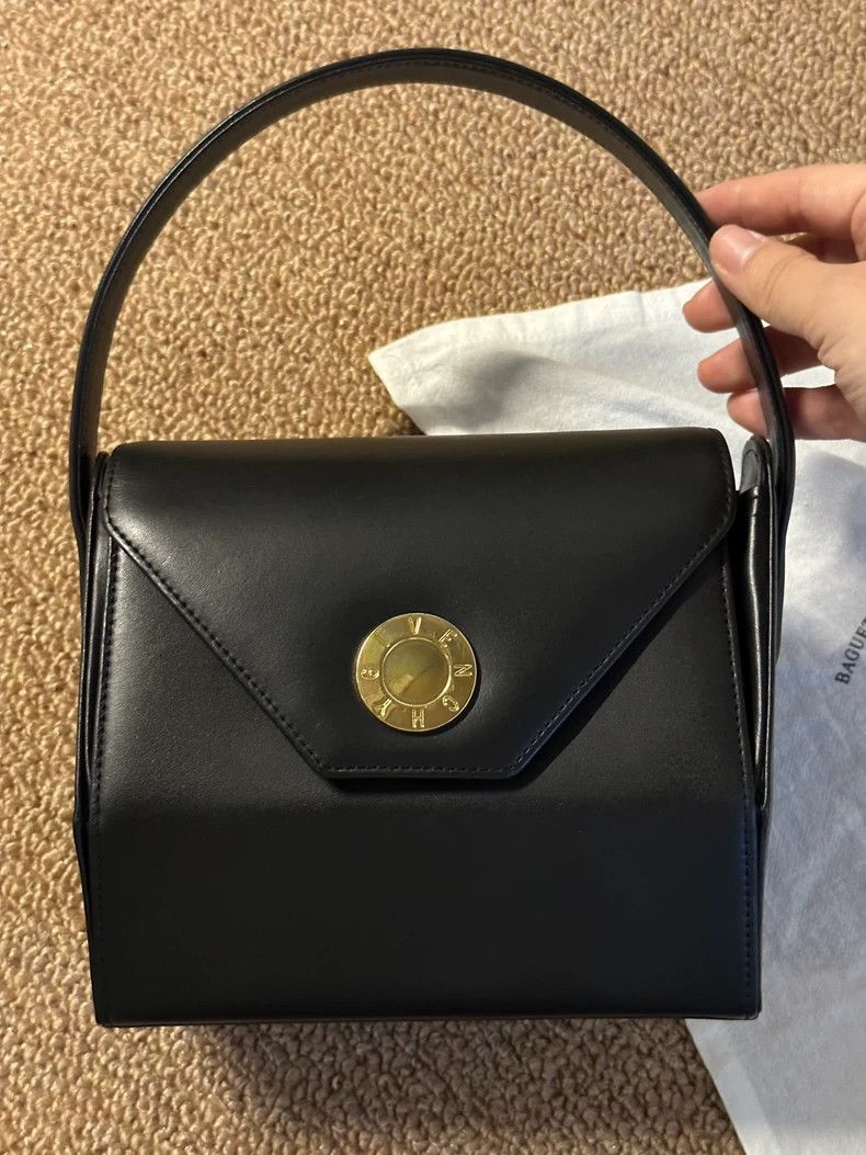 Givenchy Givenchy Vintage Leather Handbag - dmc Size ONE SIZE - 1 Thumbnail