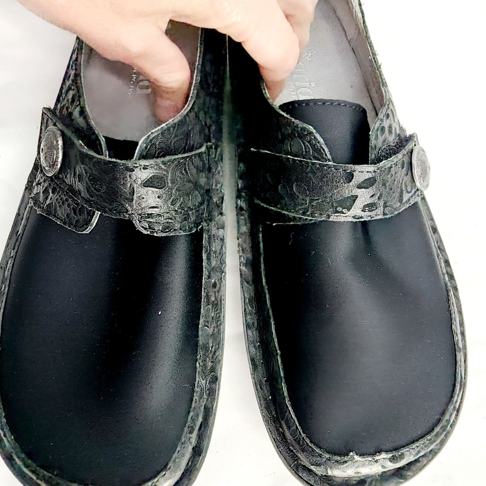 Other Alegria Black Leather Floral Embossed And Neoprene Shoes Size US 9 / IT 39 - 12 Thumbnail