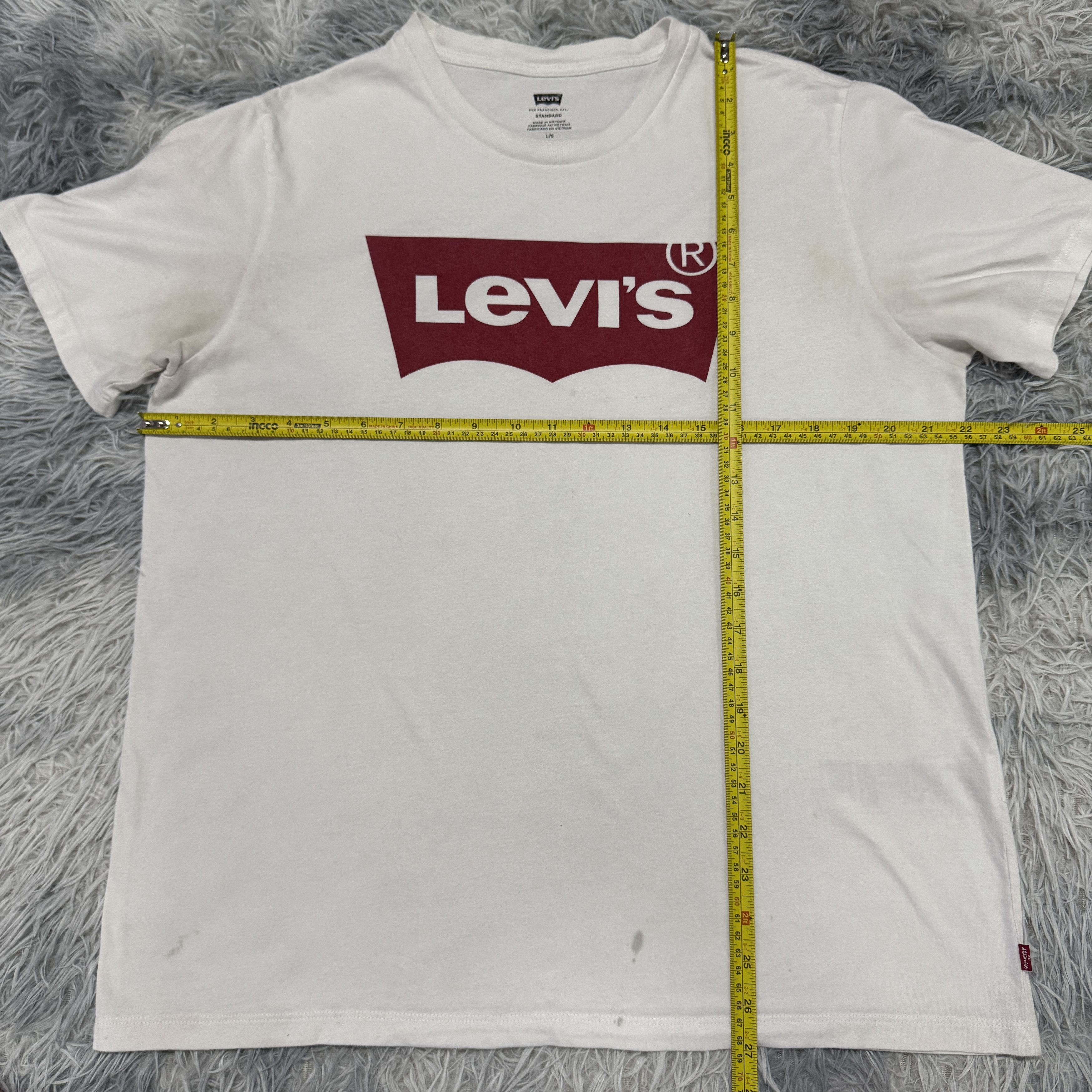 Levi's Levi's White Graphic Tshirt With The Iconic Red Batwing Logo Size US L / EU 52-54 / 3 - 6 Thumbnail