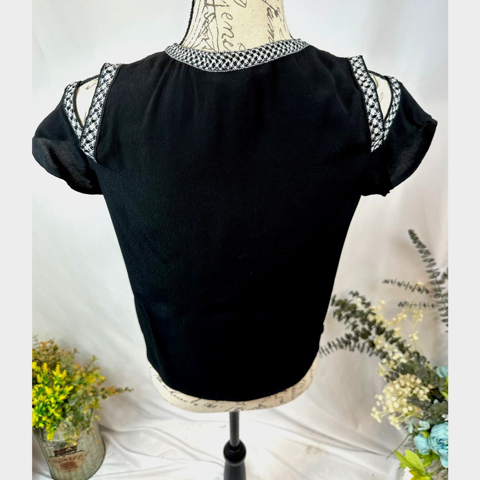 Maje Maje Lisea Cold-Shoulder Crepe Top 100% Viscose Black S Size S / US 4 / IT 40 - 12 Thumbnail