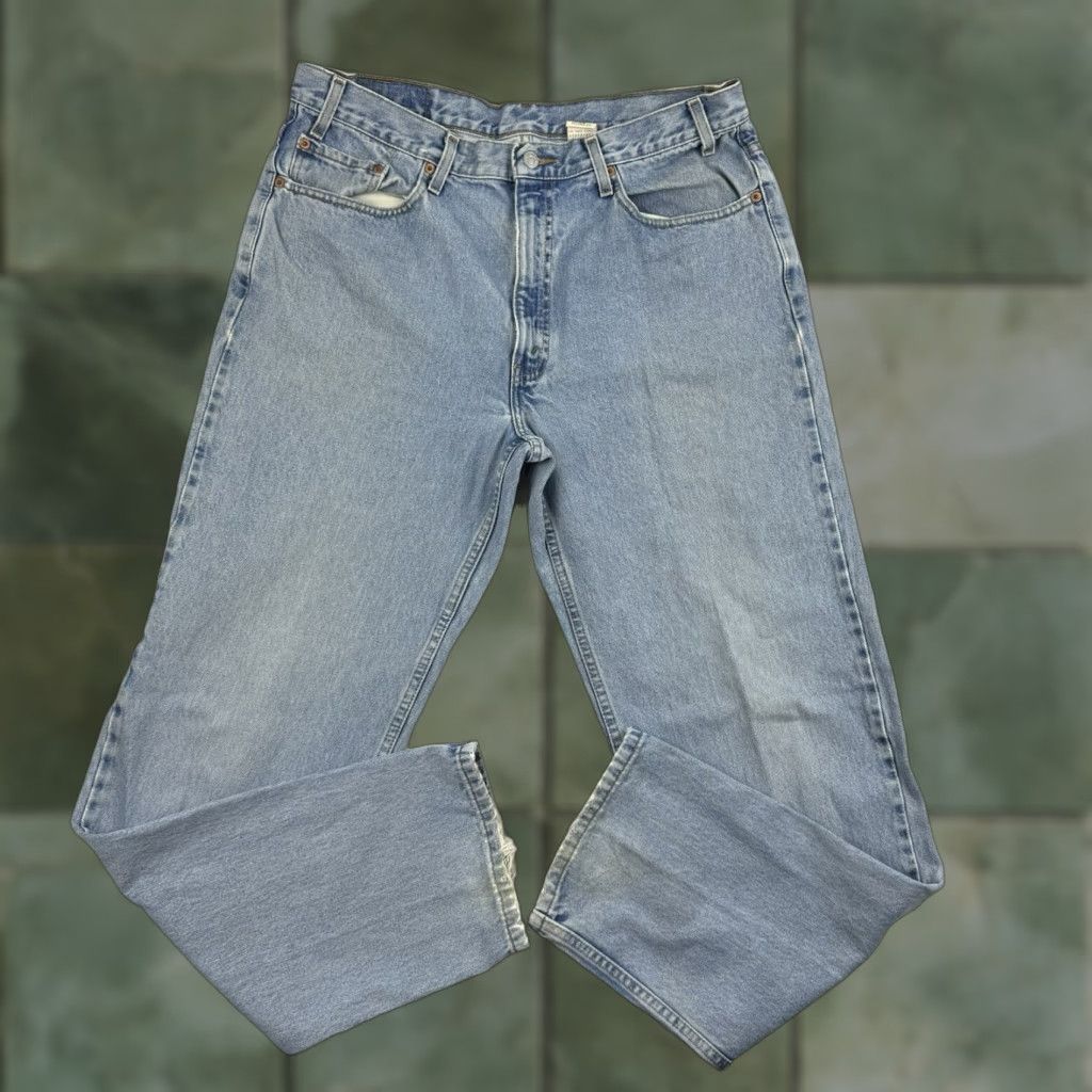 Levi's VINTAGE Levis 550 Jeans Adult 38x34 Blue Relaxed Fit Classic 90s Y2K Pants Mens Size US 38 / EU 54 - 1 Thumbnail