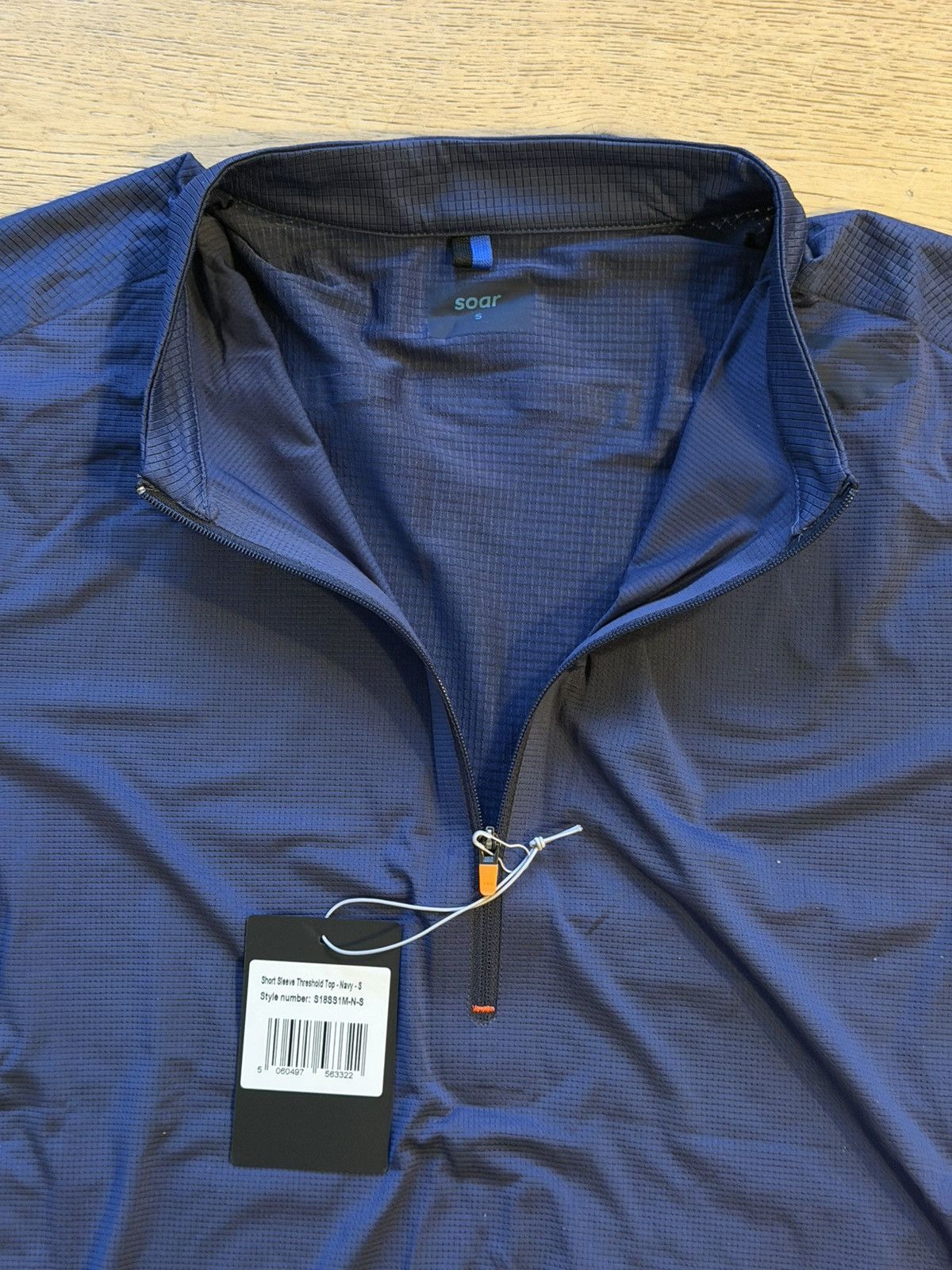 SOAR Running SOAR Running “Threshold” Short Sleeve Navy (S) – New w/ Tags Size US S / EU 44-46 / 1 - 4 Thumbnail