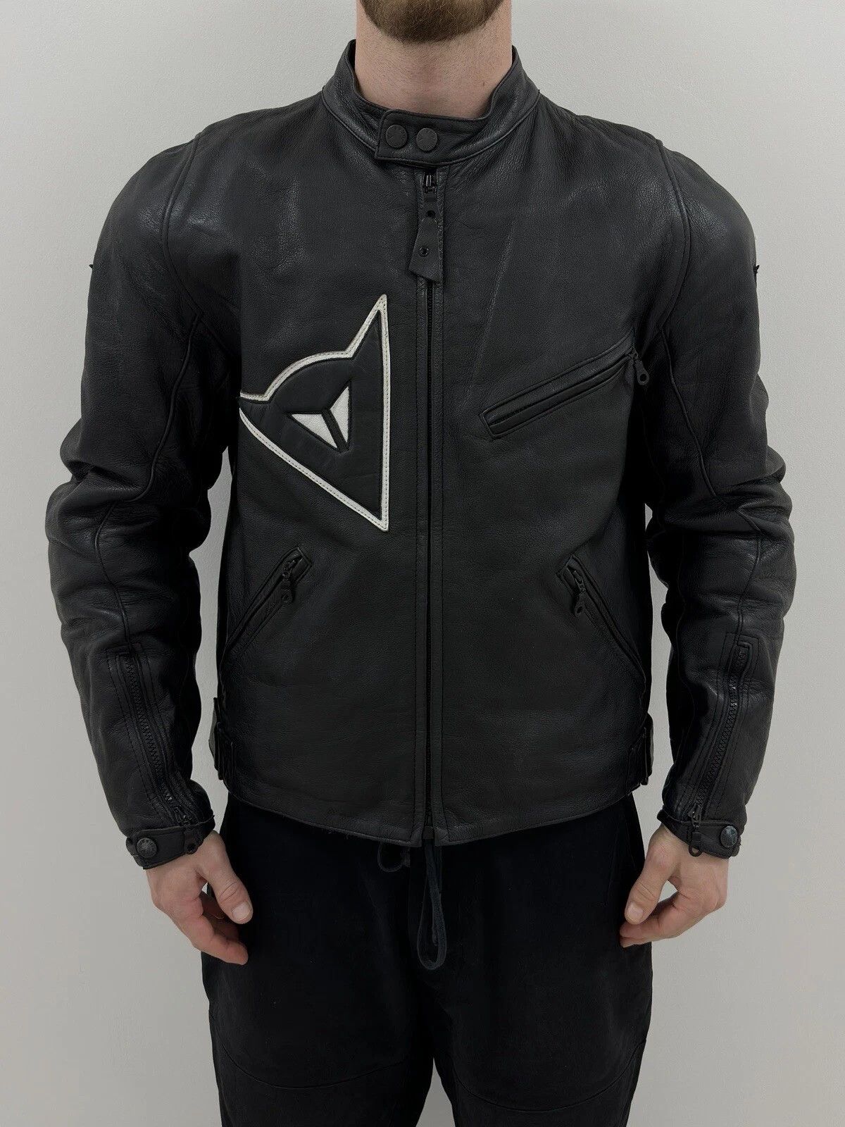 Dainese DAINESE MENS LEATHER MOTO JACKET MOTORCYCLE size 54
