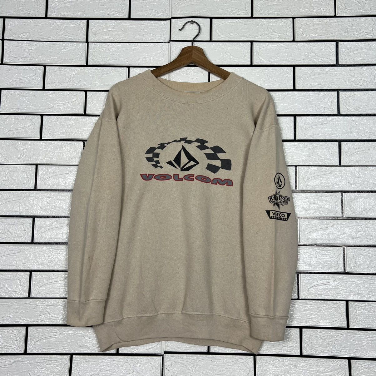 Volcom Vintage 90's VOLCOM Big Logo Crewneck Sweatshirt #4170-C191 Size US S / EU 44-46 / 1 - 8 Thumbnail