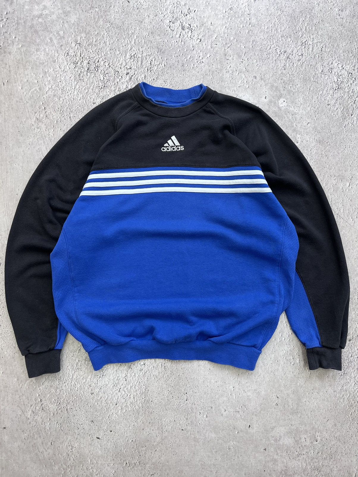 Adidas × Vintage Vintage Adidas Big Logo Streetwear Blue Oversize Sweatshirt Size US M / EU 48-50 / 2 - 1 Thumbnail