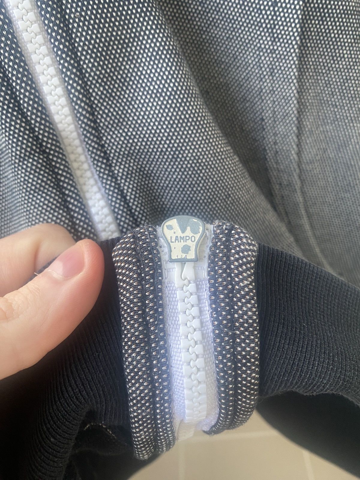 Dior Luxury zip sweatshirt with mini logo dior Size US L / EU 52-54 / 3 - 9 Thumbnail