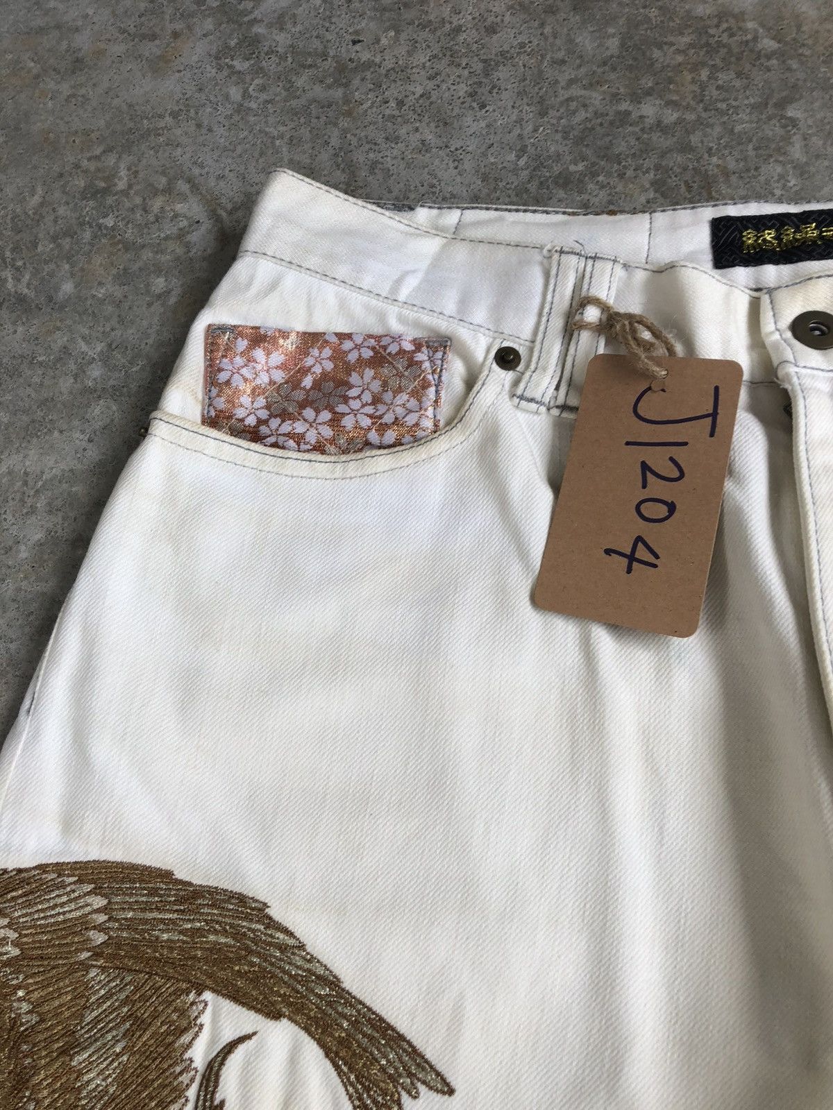 Karakuri Tamashii Karakuri Tamashii Embroidered Denim Distressed Jeans Size US 31 - 14 Thumbnail