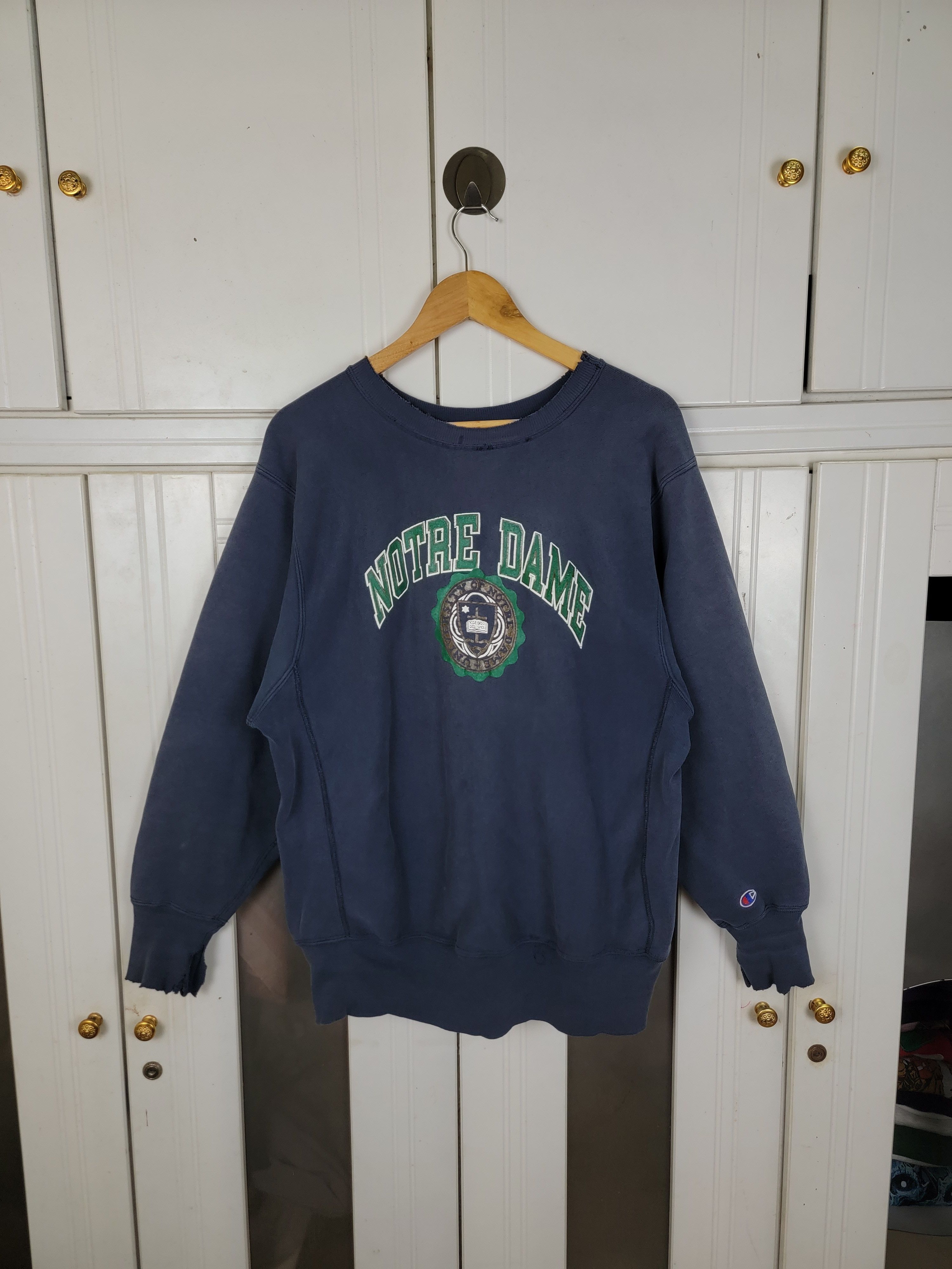 Champion × Vintage Vintage Thrashed Champion Reverse Weave Size US L / EU 52-54 / 3 - 1 Thumbnail