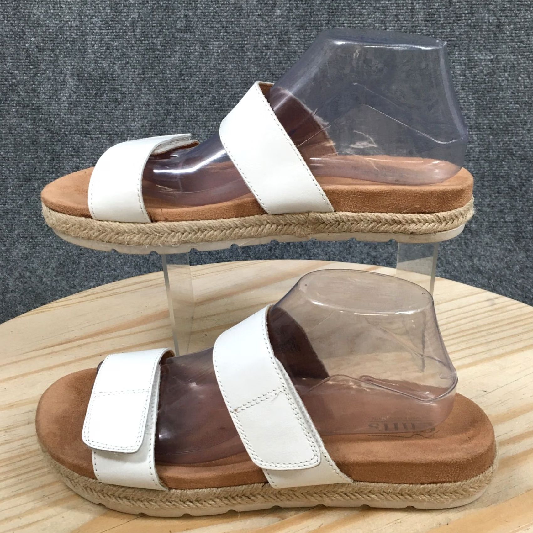 Vintage Cliffs by White Mountain Sandals Womens 10 M Tionna Slide White Leather Open Toe Casual Slip On Shoes Size US 10 / IT 40 - 2 Thumbnail