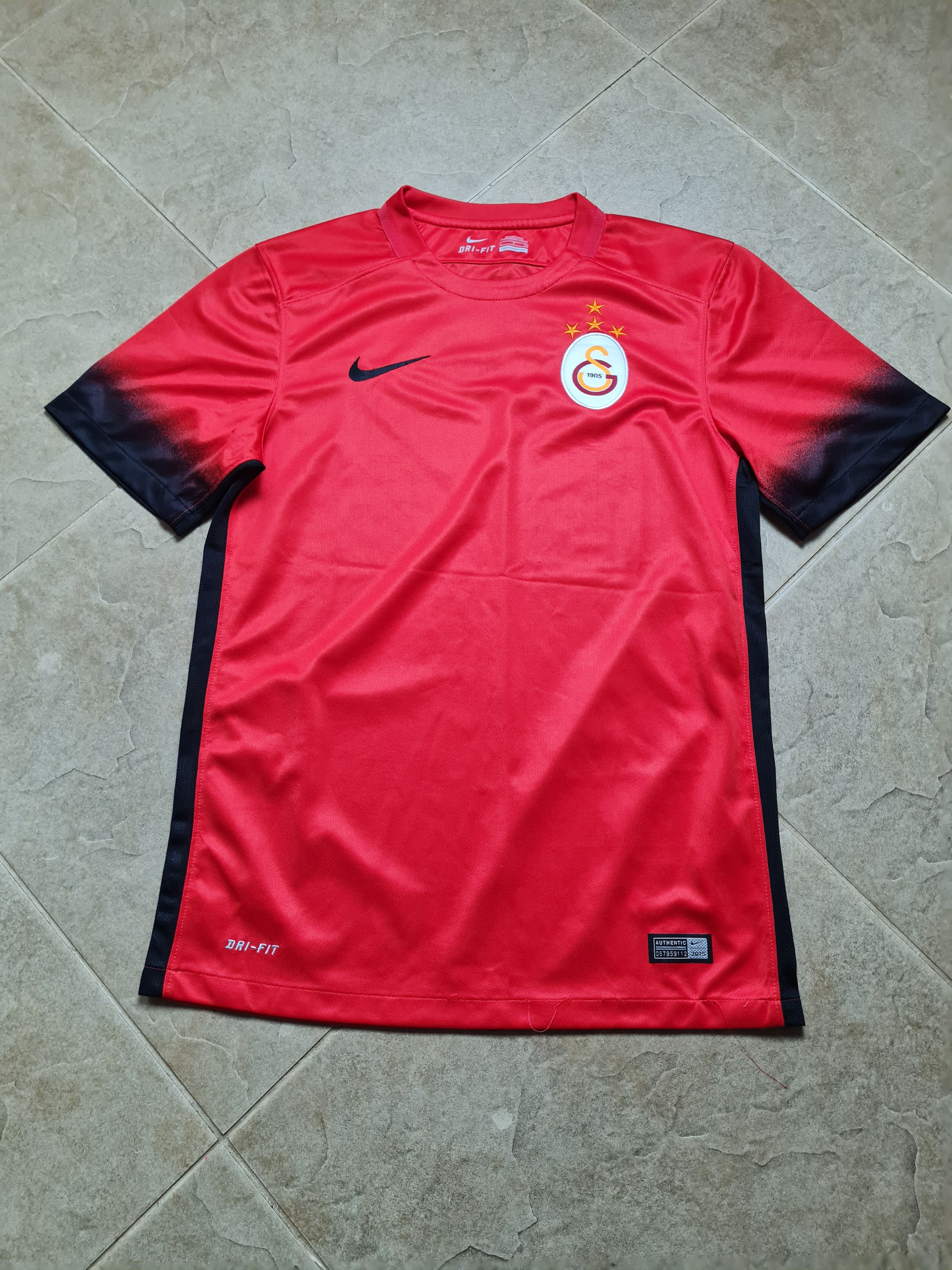 Nike JERSEY NIKE GALATASARAY 2015/16 THIRD SHIRT 658812-697 Size US S / EU 44-46 / 1 - 3 Thumbnail