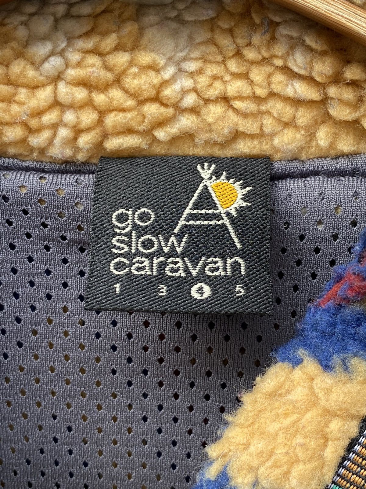 Beauty Beast × go slow caravan 💥RARE💥 Vintage GO SLOW CARAVAN Printed Deep Pile Fleece Size US L / EU 52-54 / 3 - 3 Thumbnail