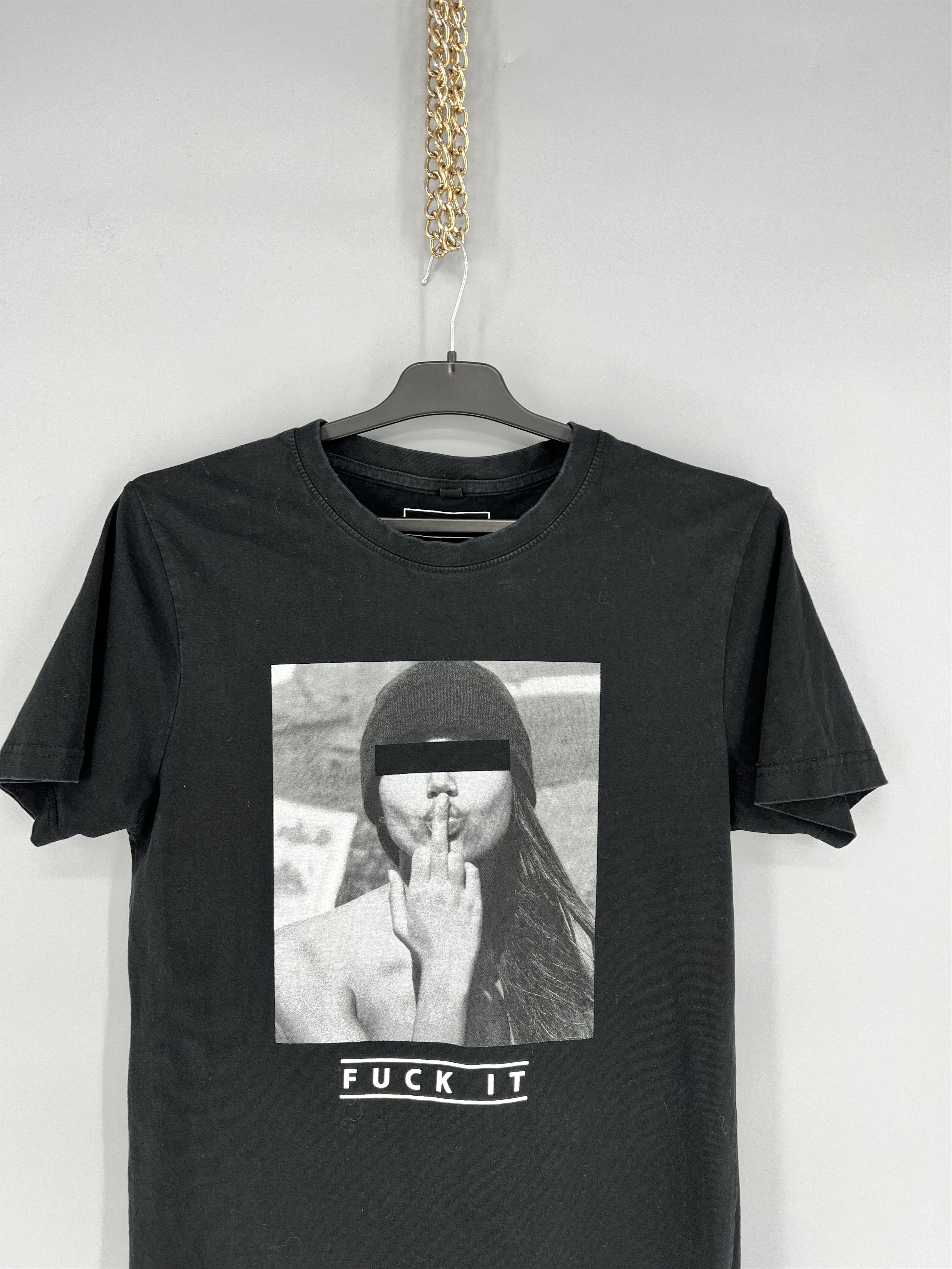 Other Vintage Playboy Y2K ADULT “Sexy Girl Fuck It “ Graphic Tee Size US S / EU 44-46 / 1 - 6 Thumbnail