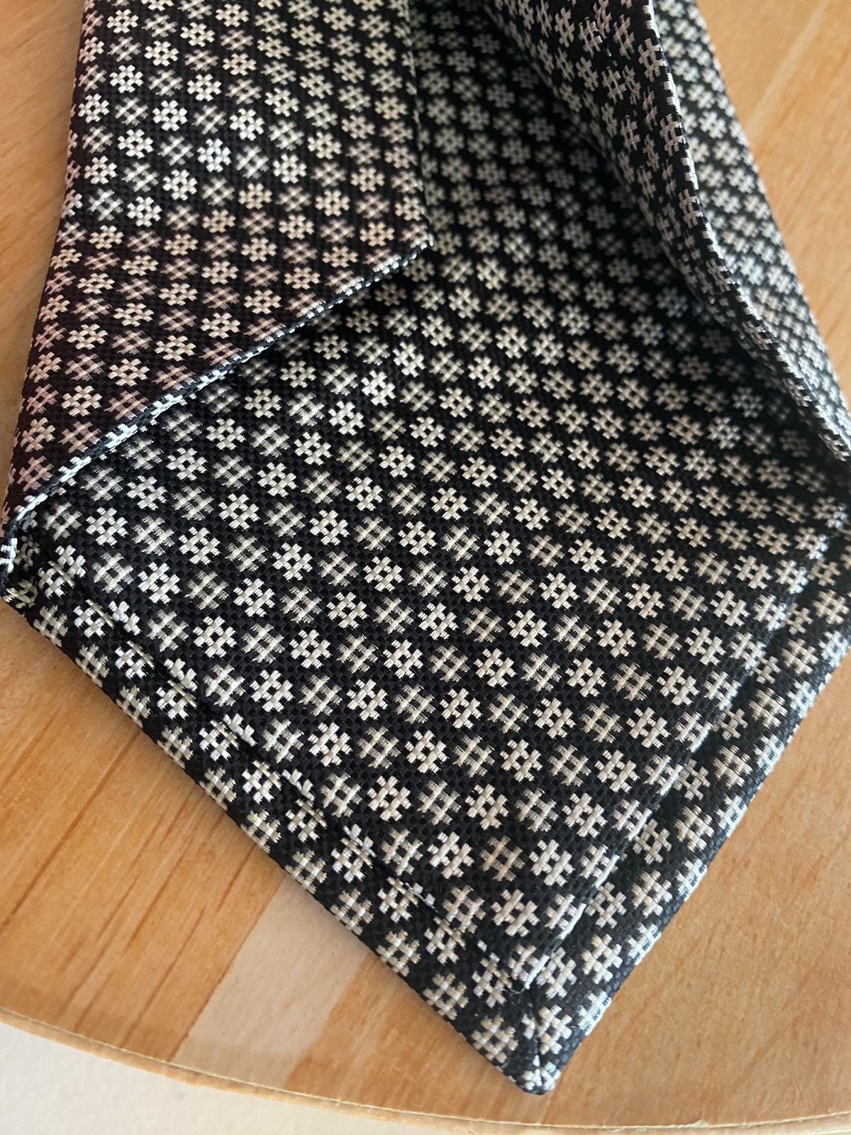 Tom Ford Tom Ford 🇮🇹 Black / Silver Hashtags Knit Silk Necktie NWOT Size ONE SIZE - 5 Thumbnail