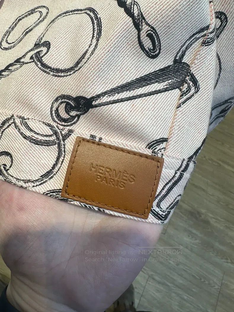 Hermes Hermes Pink Denim Jacket with classic lock chain pattern Size XS / US 0-2 / IT 36-38 - 3 Thumbnail