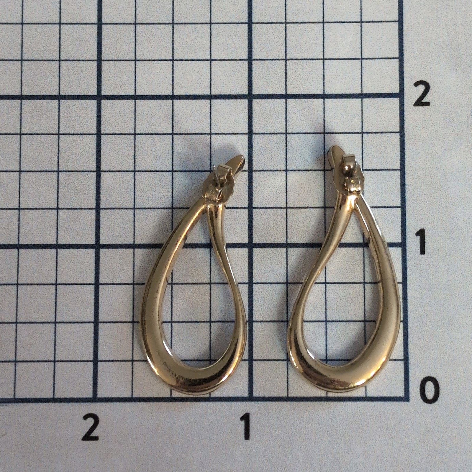 Other Elegant VTG Gold-Tone & Beige Enameled Teardrop Earrings Size ONE SIZE - 6 Thumbnail