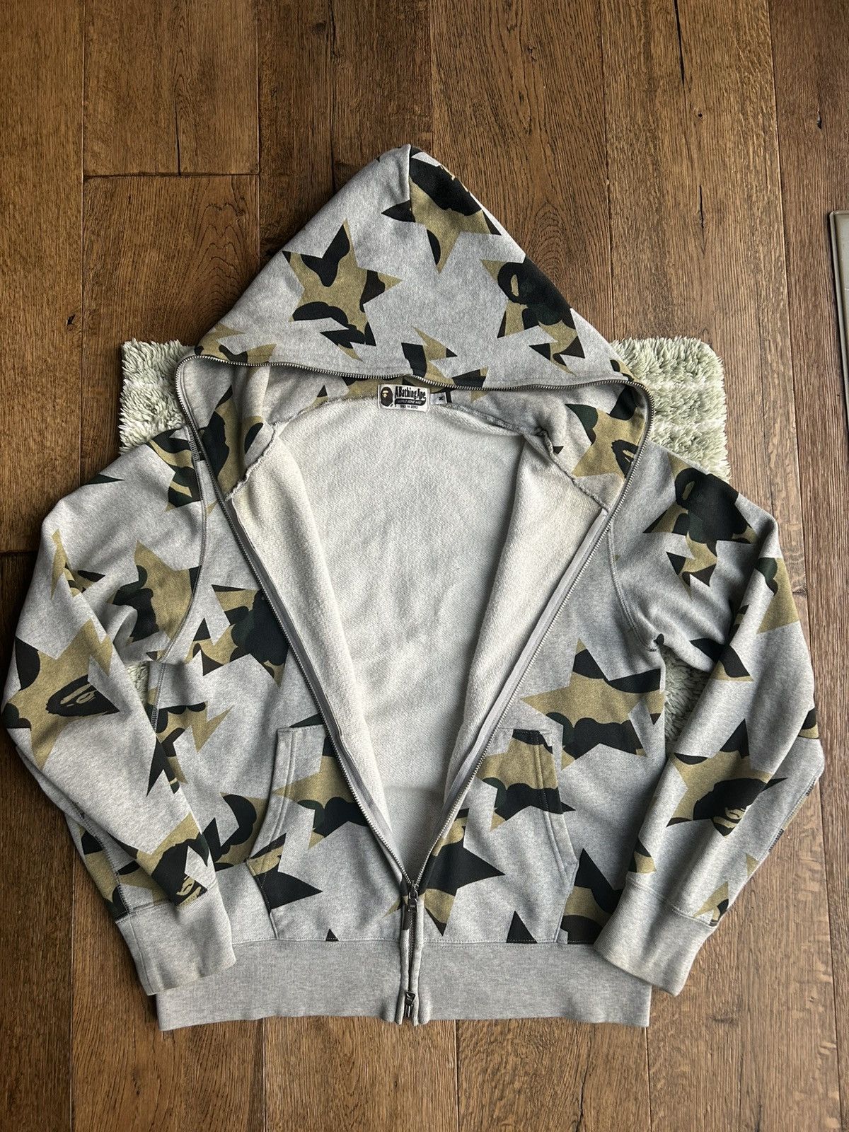 Bape BAPE Star full zip hoodie Gray x 1st camo BAPE STA Size US M / EU 48-50 / 2 - 2 Thumbnail