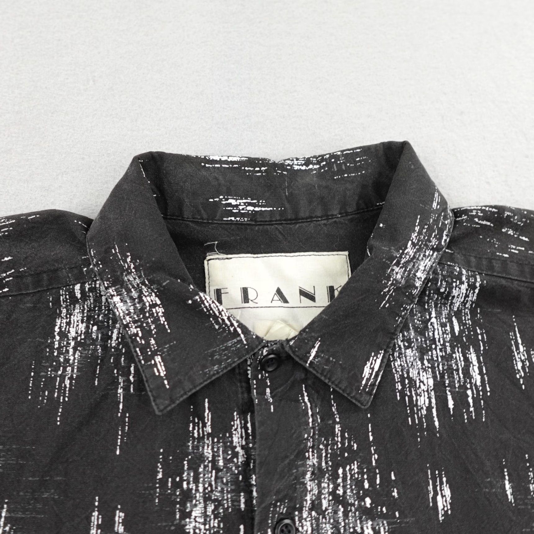 Vintage VINTAGE Frank Button-Up Shirt Men Medium Black White Geometric Print 90s Outdoors Size US M / EU 48-50 / 2 - 2 Thumbnail