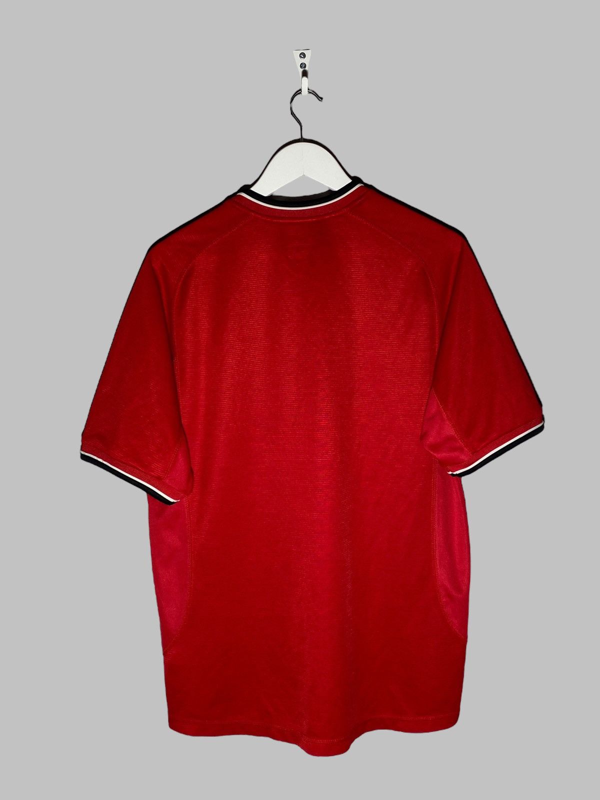 Umbro Vintage Umbro Manchester United 2000/01 Home Football Shirt Size US M / EU 48-50 / 2 - 2 Thumbnail