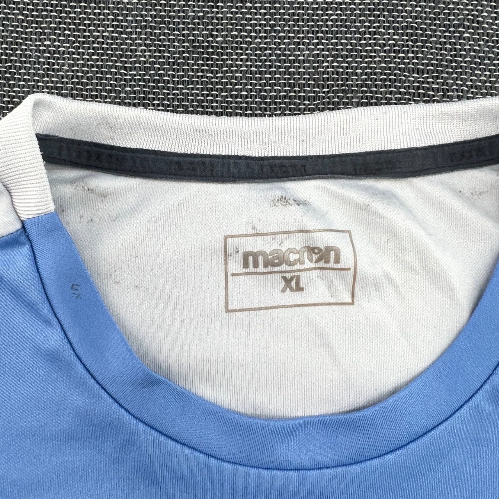 Macron TSV 1860 München Training Mens Football Jersey XL Macron Soccer Shirt Short Sleeve Blue Polyester Moisture Wicking Quick Dry Athletic Sport Jersey Men Size US XL / EU 56 / 4 - 6 Thumbnail