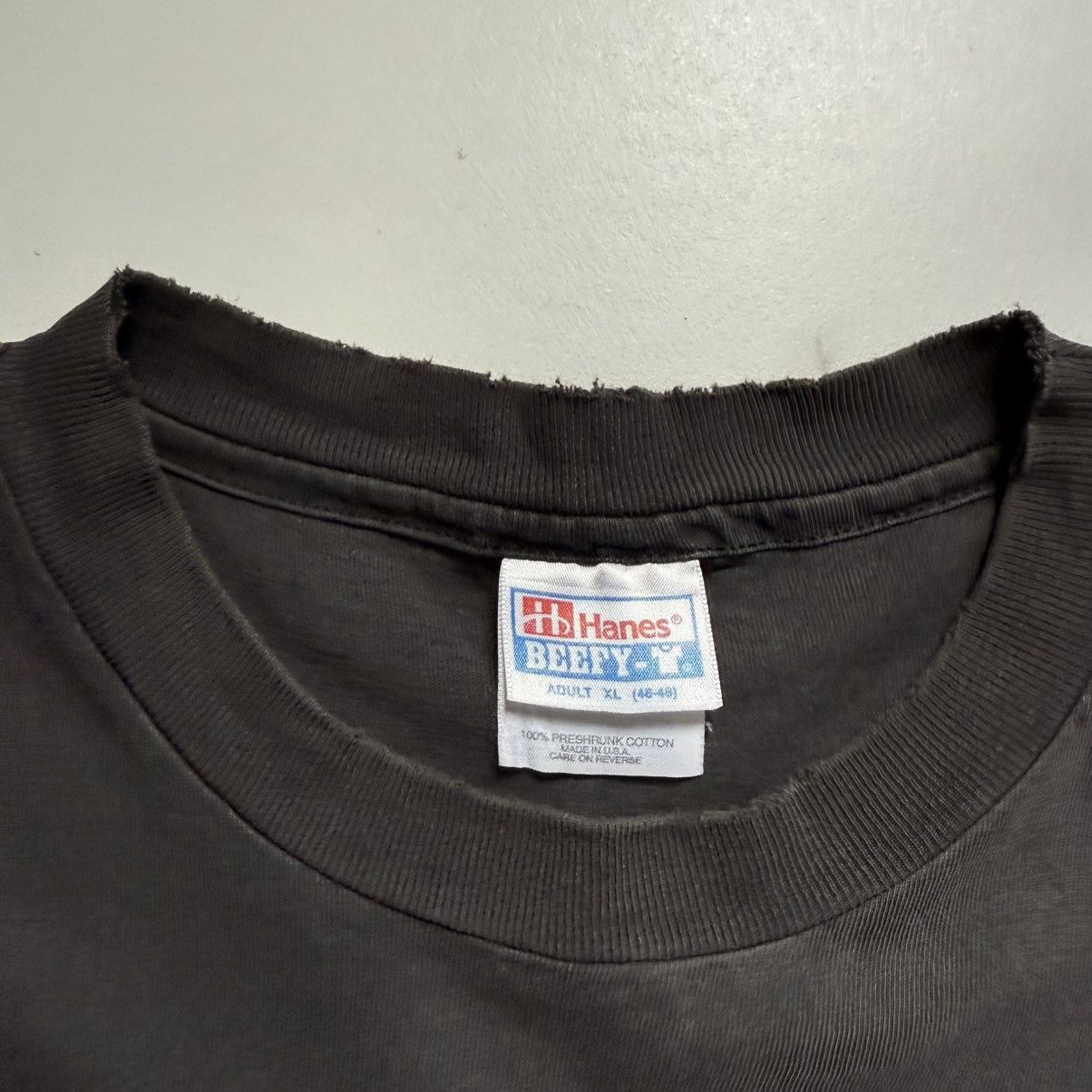 Hanes Vintage The DeWalt Challenge Distressed T-Shirt Size US XL / EU 56 / 4 - 7 Thumbnail