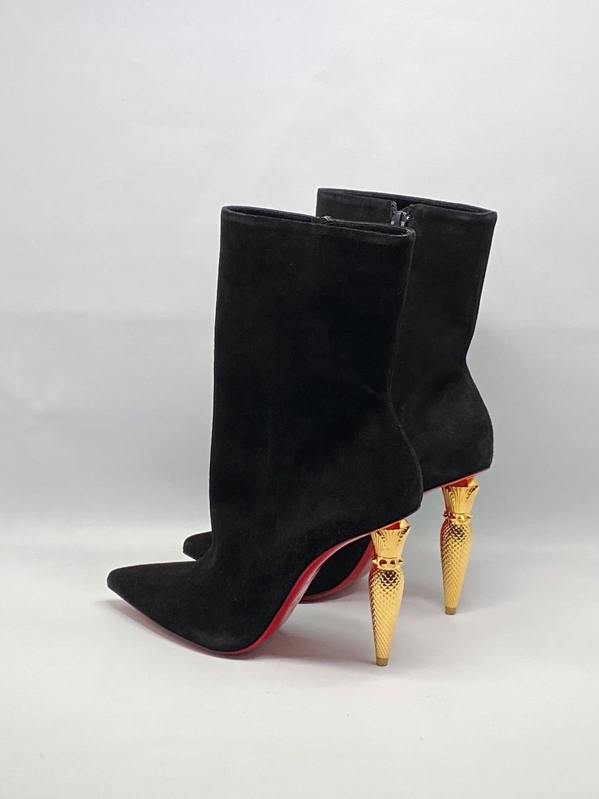 Christian Louboutin Christian Louboutin Lipbooty Suede Bootie size 37.5 Size US 7.5 / IT 37.5 - 8 Thumbnail