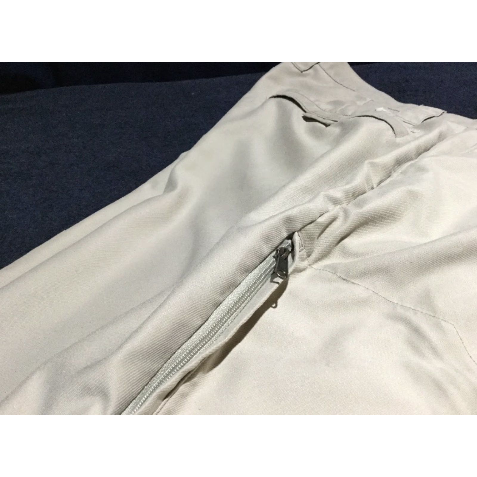 Vintage Columbia Sportswear Men's Pants 34 x 33 Regular Inseam 34 Beige Polyester Cargo Hiking Pant Hiking Pant Beige 34 33 Men Size US 34 / EU 50 - 5 Thumbnail