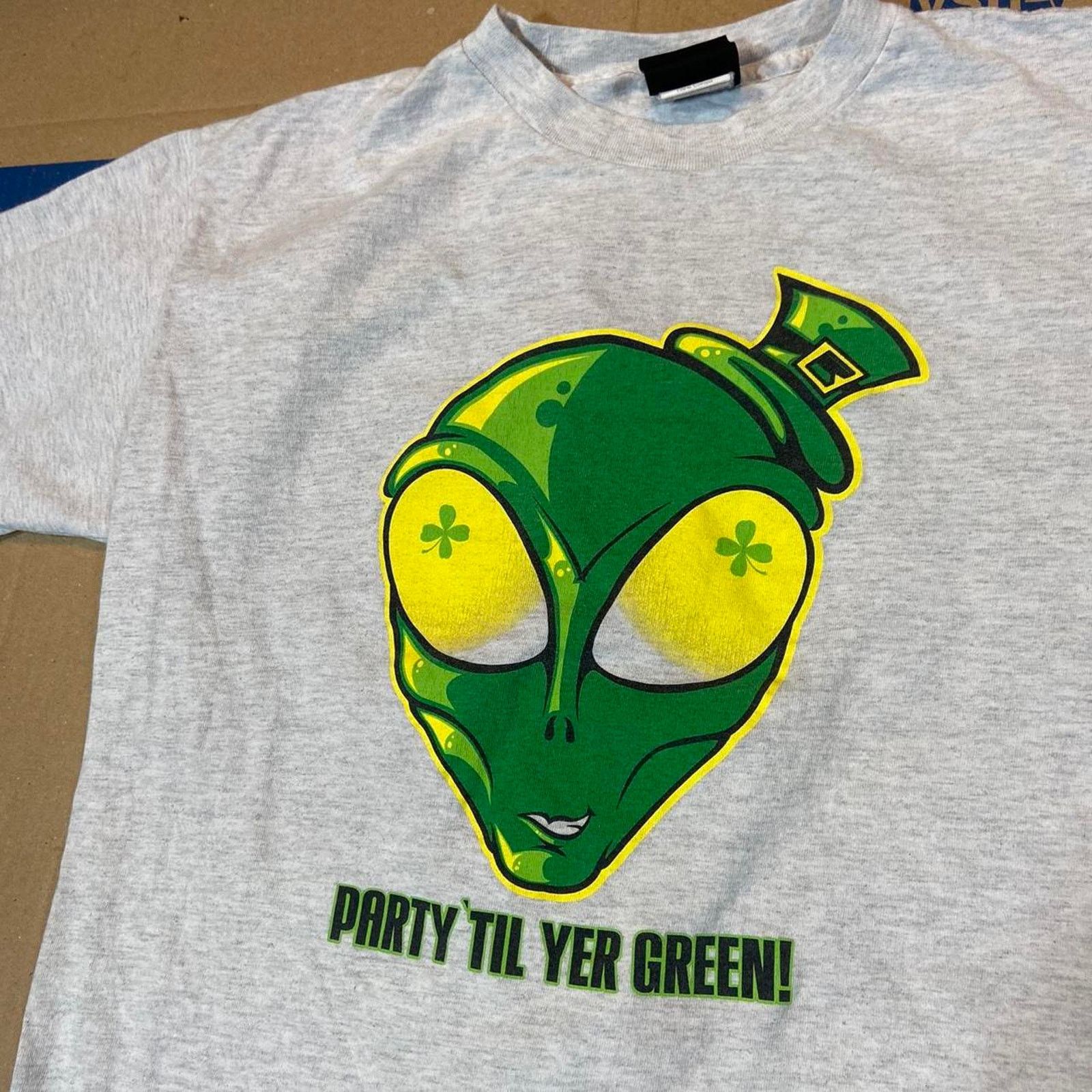 Fruit Of The Loom 90s the source alien tee Size US XL / EU 56 / 4 - 3 Thumbnail
