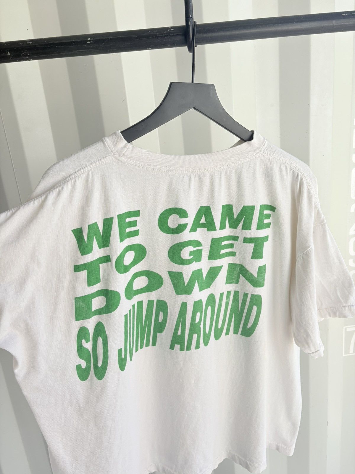 Band Tees Vintage House of Pain Jump Around Shirt Thrashed Faded Boxy Size US XL / EU 56 / 4 - 5 Thumbnail
