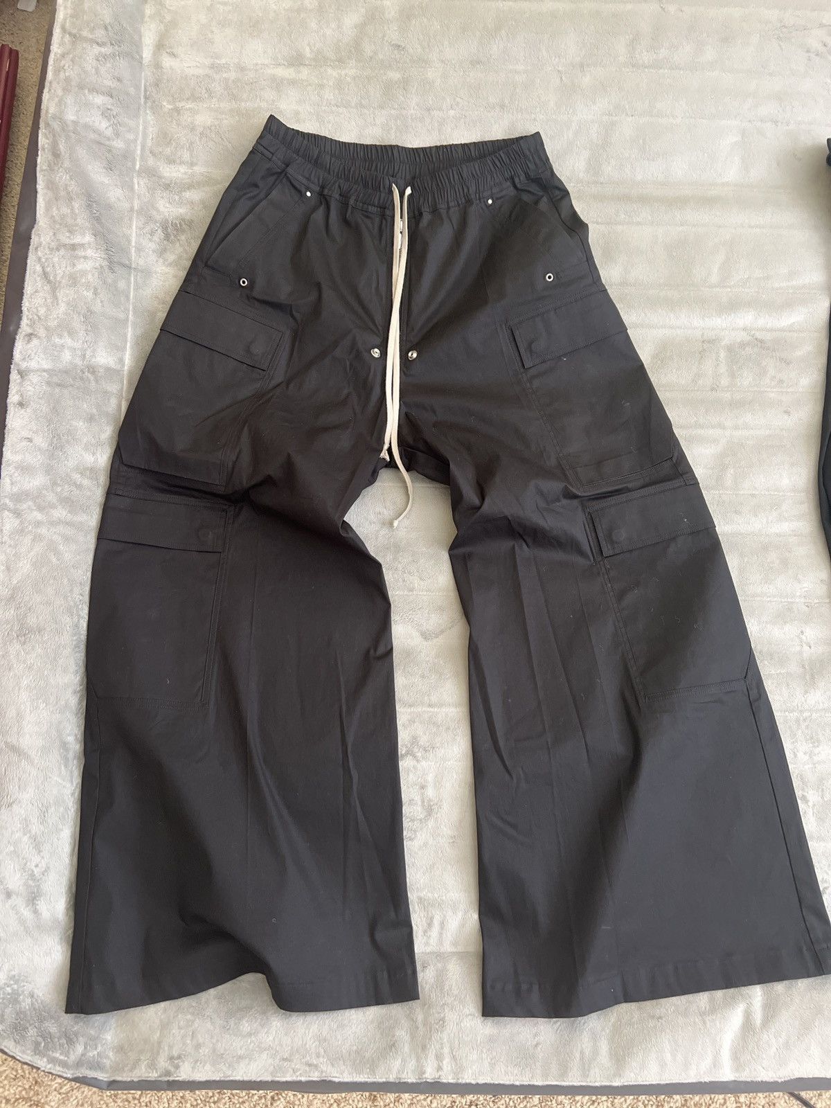 x*様 最終値下げ‼️Rick owens 24ss cargo bela sh x*様 最終値下げ‼️Rick owens 24ss cargo bela sh - メルカリ