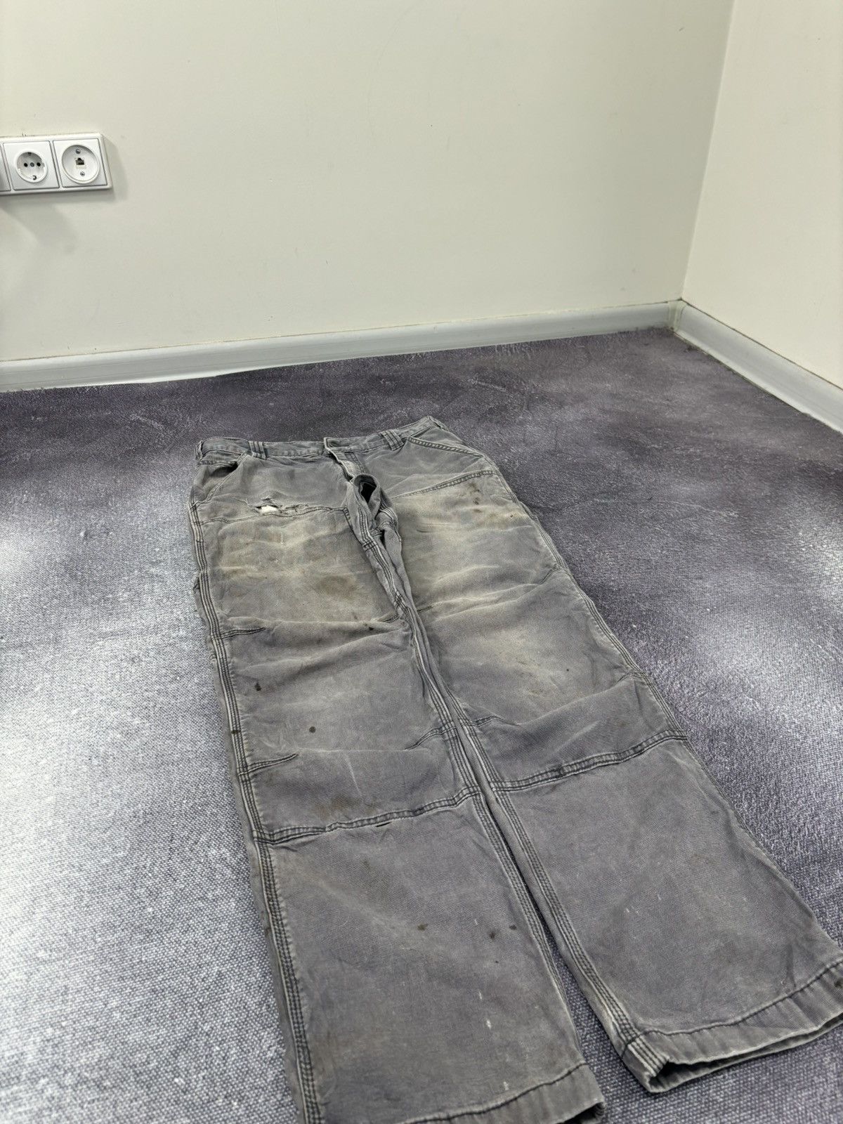 Carhartt Vintage Carhartt Double Knee Distressed Utility Work Pants Size US 31 - 13 Thumbnail