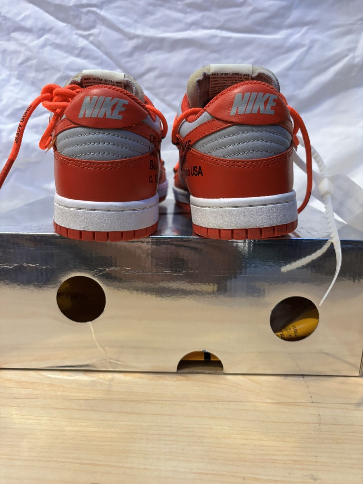 Nike × Off-White Off White Nike Dunk Low University Red size 5.5 Size US 5.5 / EU 38 - 4 Thumbnail