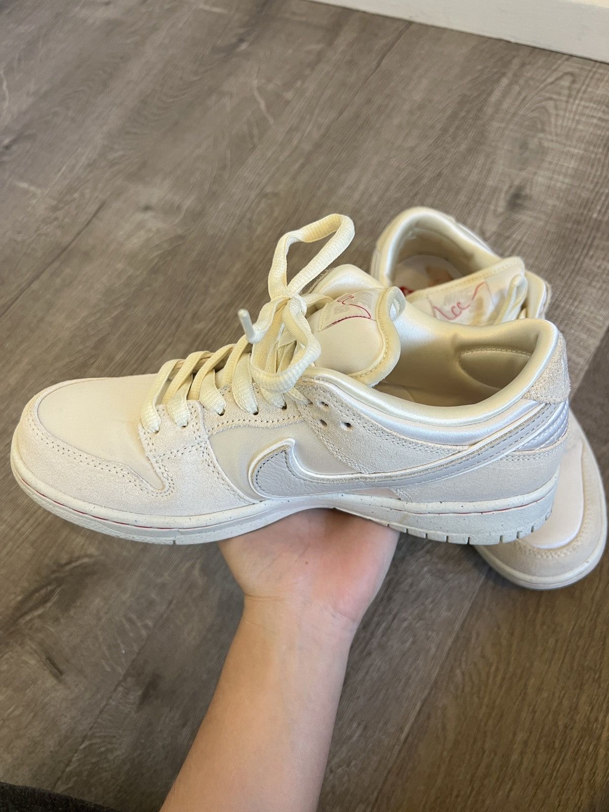 Nike Nike SB Dunk Low PRM “City of Love” — Coconut Milk M6.5 / W8 Size US 6.5 / EU 39-40 - 3 Thumbnail