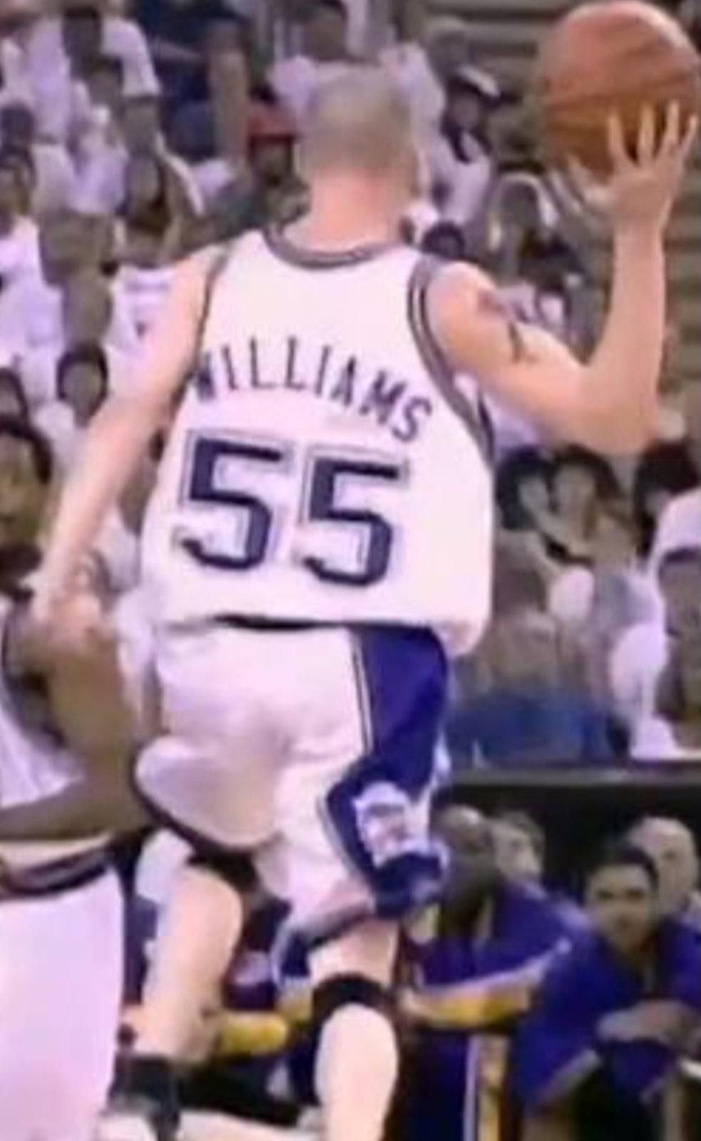 Other Jason Williams (Kings)-(White)-(Jersey)-(Size:XL)-$60.00 Size US XL / EU 56 / 4 - 6 Thumbnail