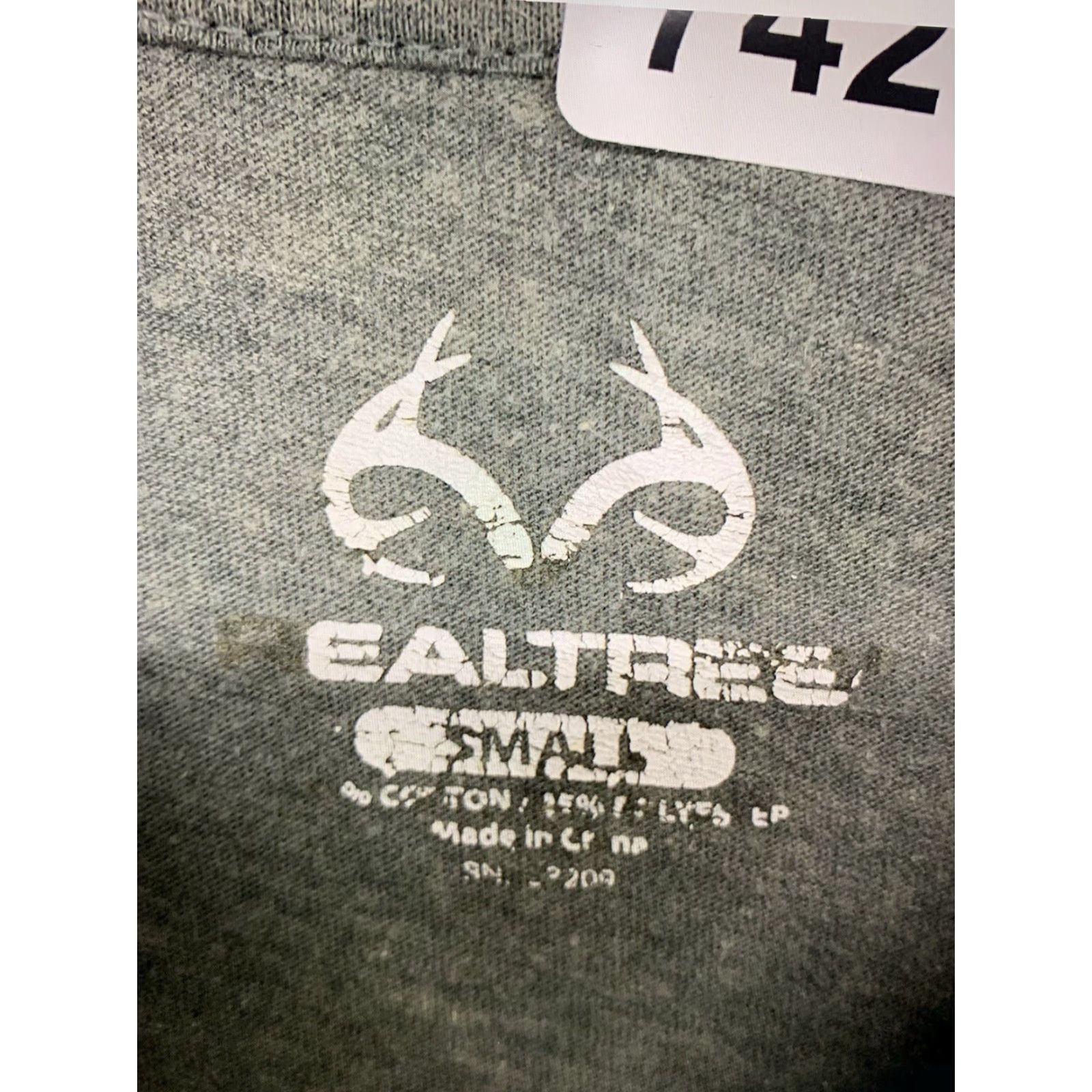 Realtree VINTAGE Realtree Men's Hunting Shirt Long Sleeve Graphic Print Deer Green Size S Outdoor Sports Size US S / EU 44-46 / 1 - 3 Thumbnail