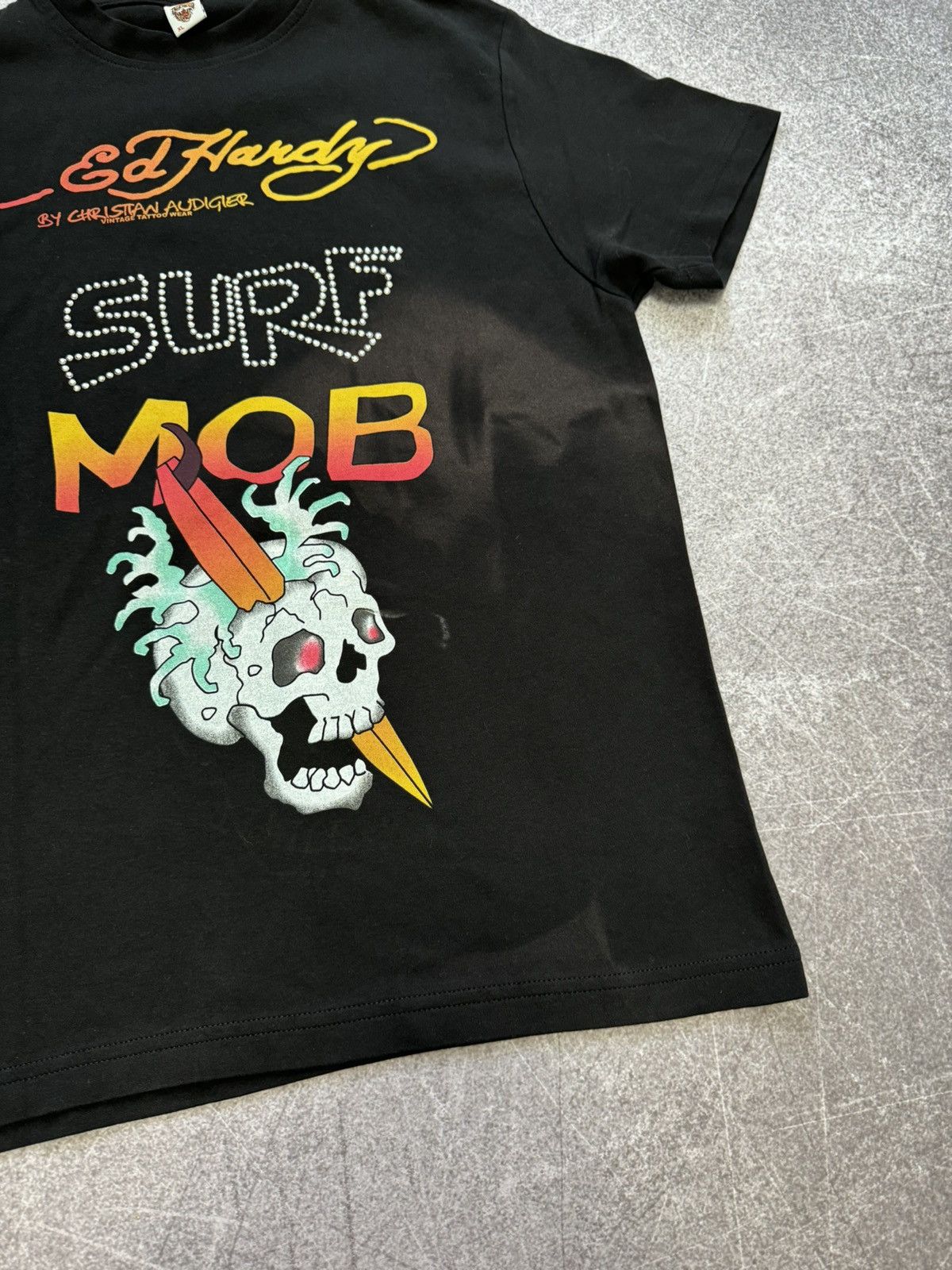 Christian Audigier × Ed Hardy × Vintage Vintage Ed Hardy Surf Mob T-Shirt Size US L / EU 52-54 / 3 - 6 Thumbnail