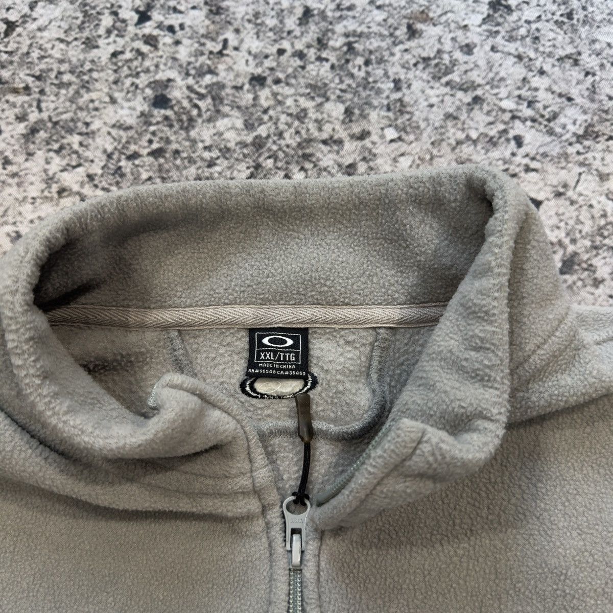 Oakley Vintage Oakley Gray Fleece Zip Up Size US XXL / EU 58 / 5 - 3 Thumbnail