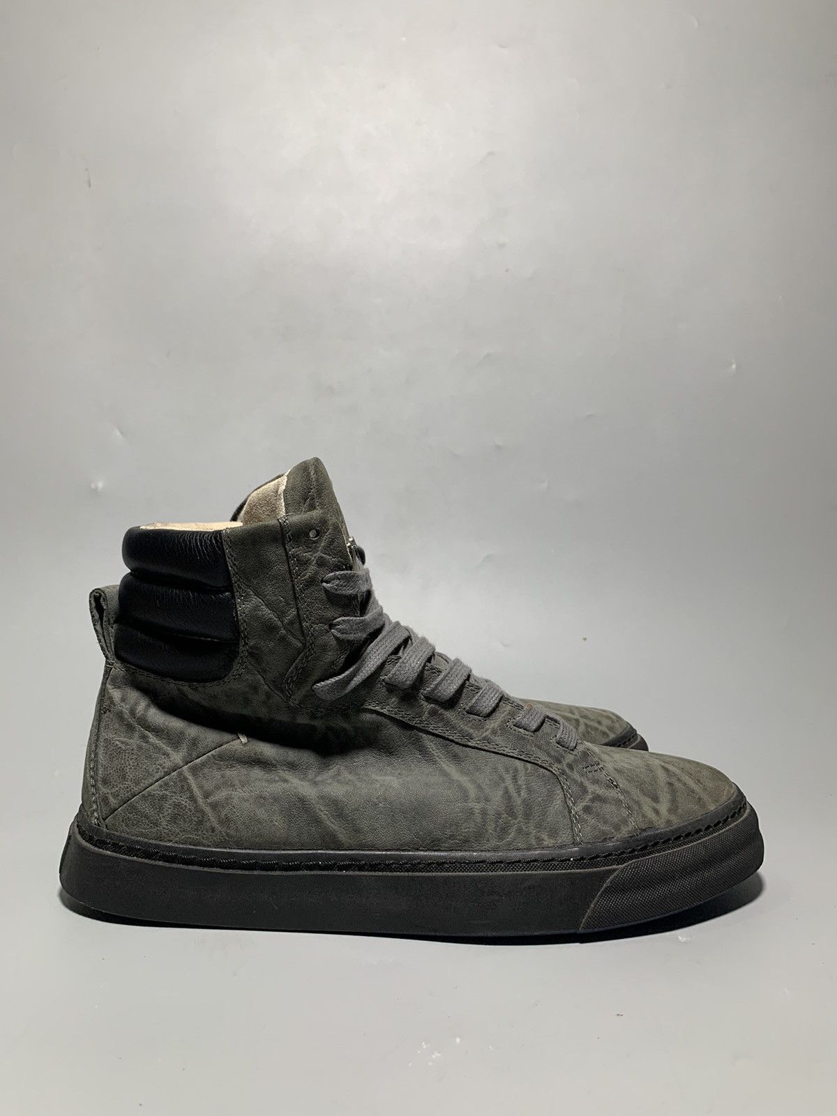 Costume National COSTUME NATIONAL HOMME LEATHER HIGH TOP SNEAKER Size US 7.5 / EU 40-41 - 4 Thumbnail