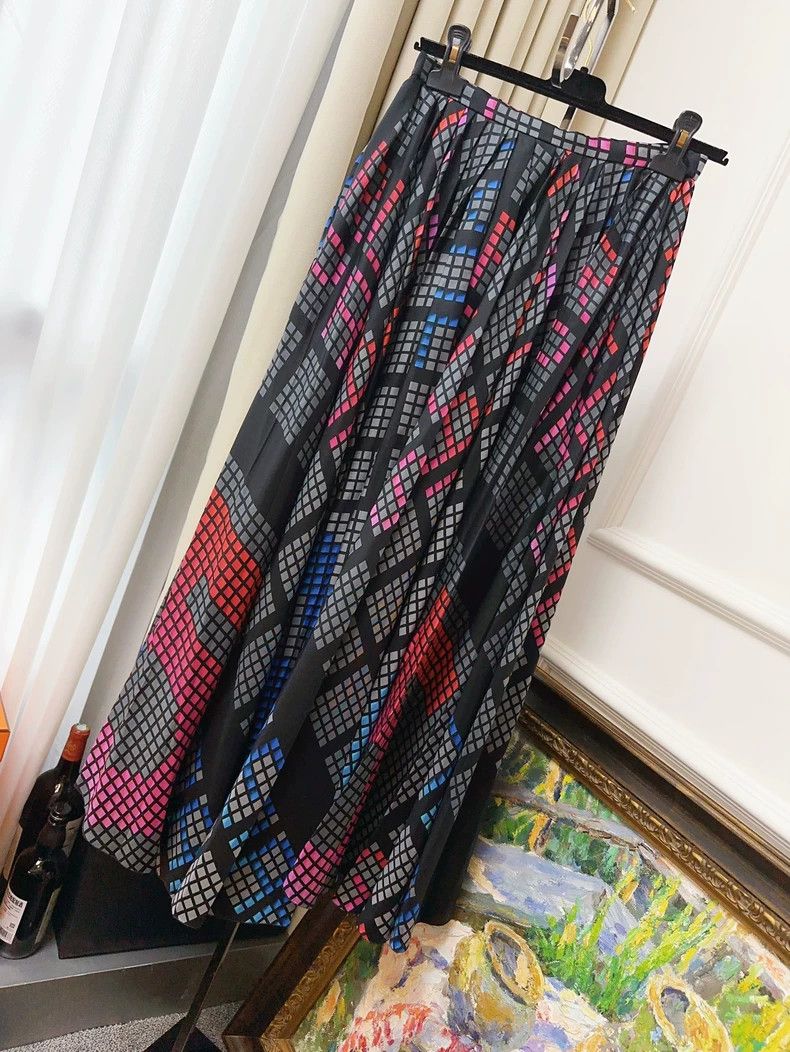 Chanel Chanel Airport series color mosaic plaid pattern skirt lon Size 25" / US 0 / IT 36 - 2 Thumbnail