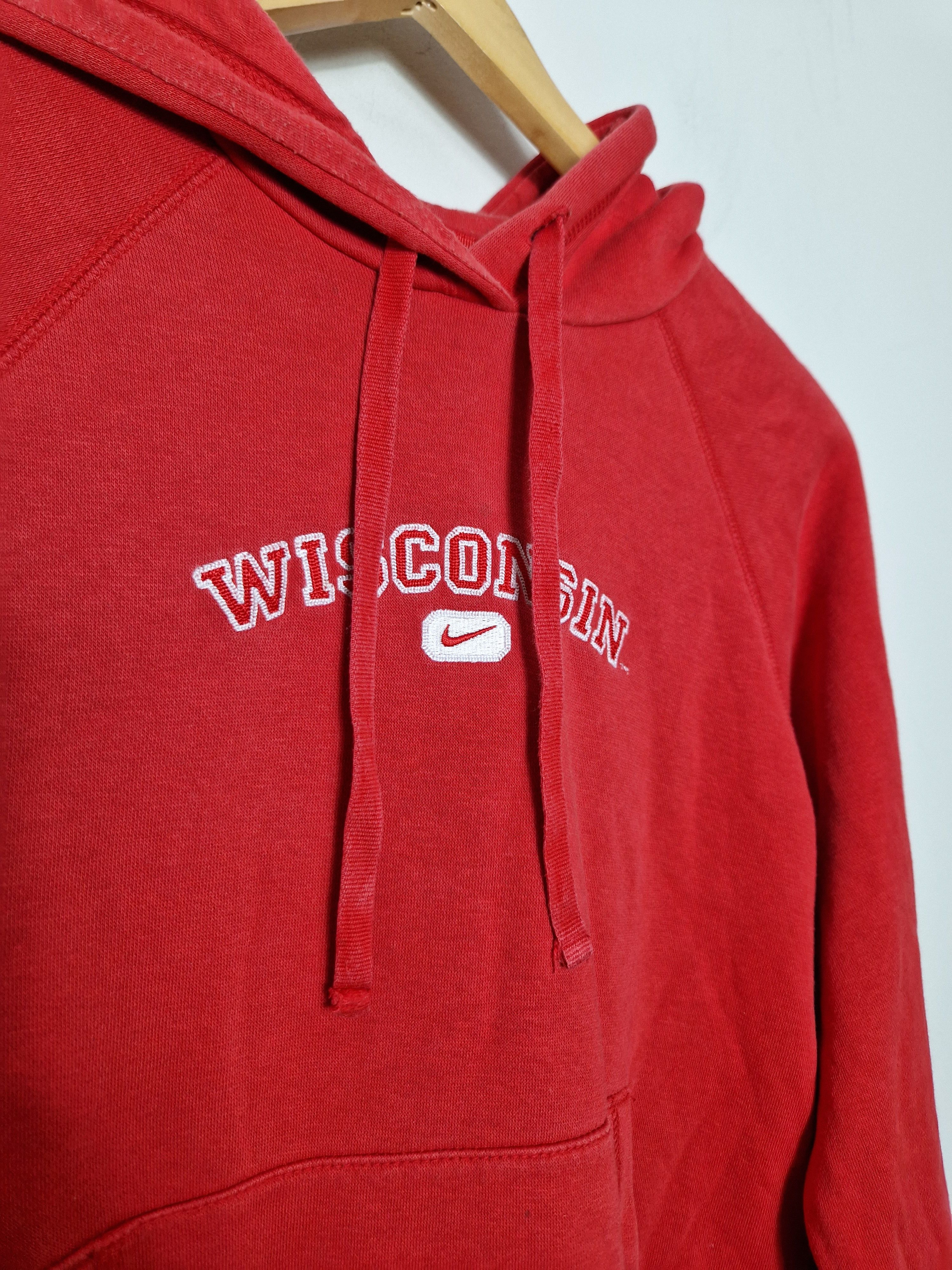 Nike × Vintage Nike Wisconsin vintage 90s sweatshirt Size S / US 4 / IT 40 - 2 Thumbnail