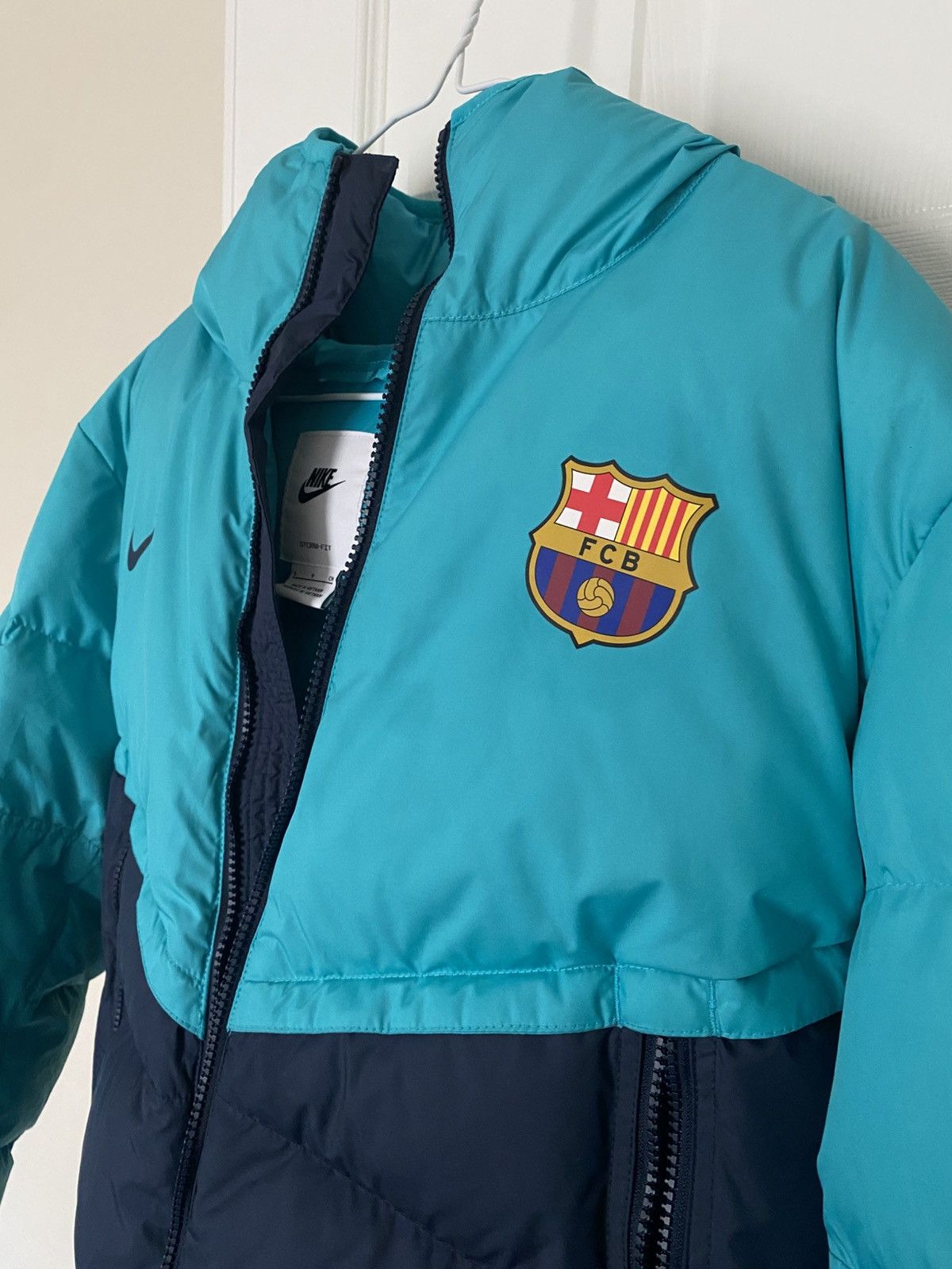 Nike Fc Barcelona Nike Puffer Jacket Size Small Size US S / EU 44-46 / 1 - 3 Thumbnail