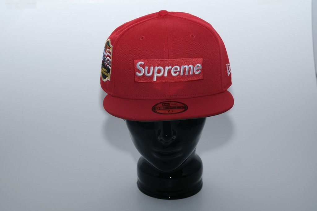 Supreme SUPREME x NEW ERA Red 