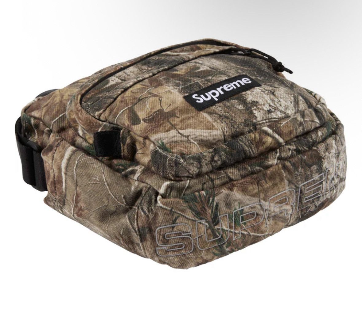【ch】 Denim Shoulder Bag Realtree Camo Supreme Realtree Denim Camo Shoulder Bag New