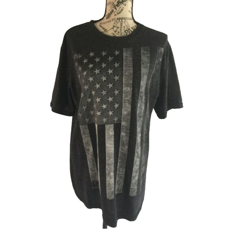 Apt. 9 Apt. 9 Men's Size XL Shirt Patriotic US Flag Graphic Size US XL / EU 56 / 4 - 1 Thumbnail