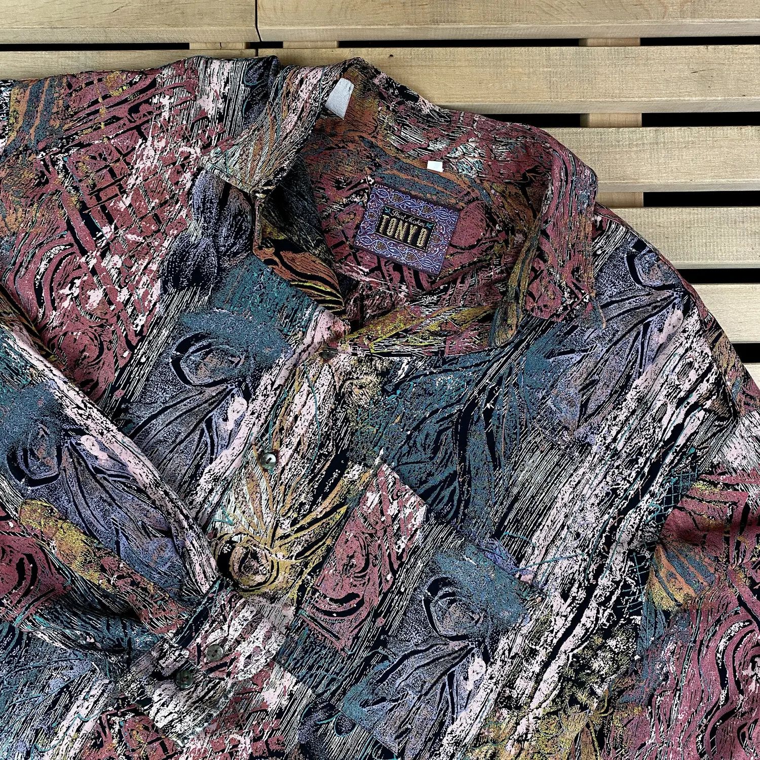 Vintage Mens Vintage Crazy Shirt Tonyd Size 16.5/42 Size US XL / EU 56 / 4 - 2 Thumbnail