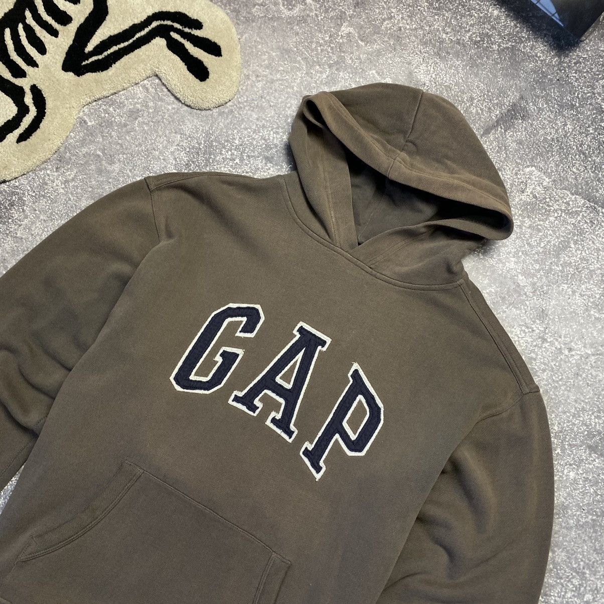 Gap Vintage Gap Big Logo Brown hype y2k streetwear sweatshirt Size US S / EU 44-46 / 1 - 2 Thumbnail